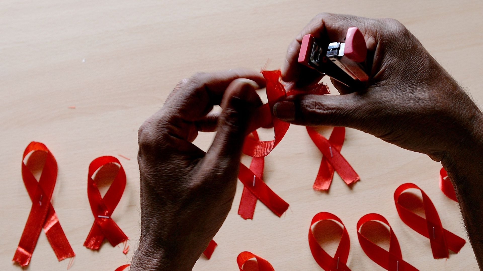 Le ruban symbole de la lutte contre le sida