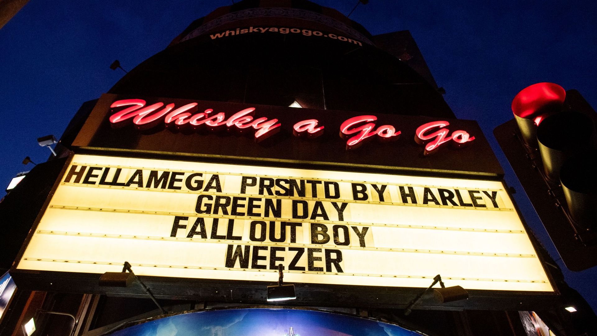 Green Day et Weezer consolent leurs fans