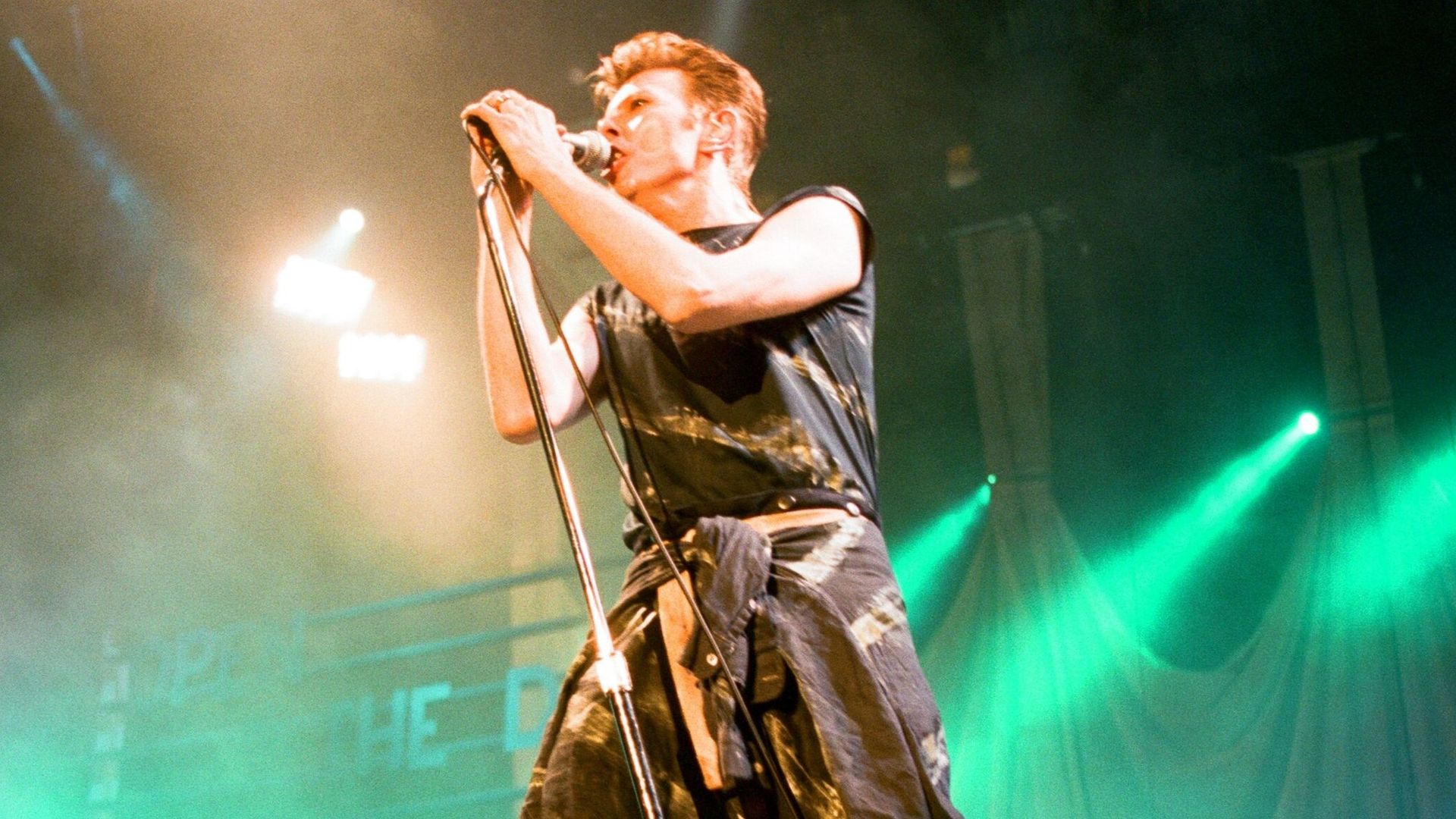 "No Trendy Réchauffé" de Bowie sort 25 ans plus tard