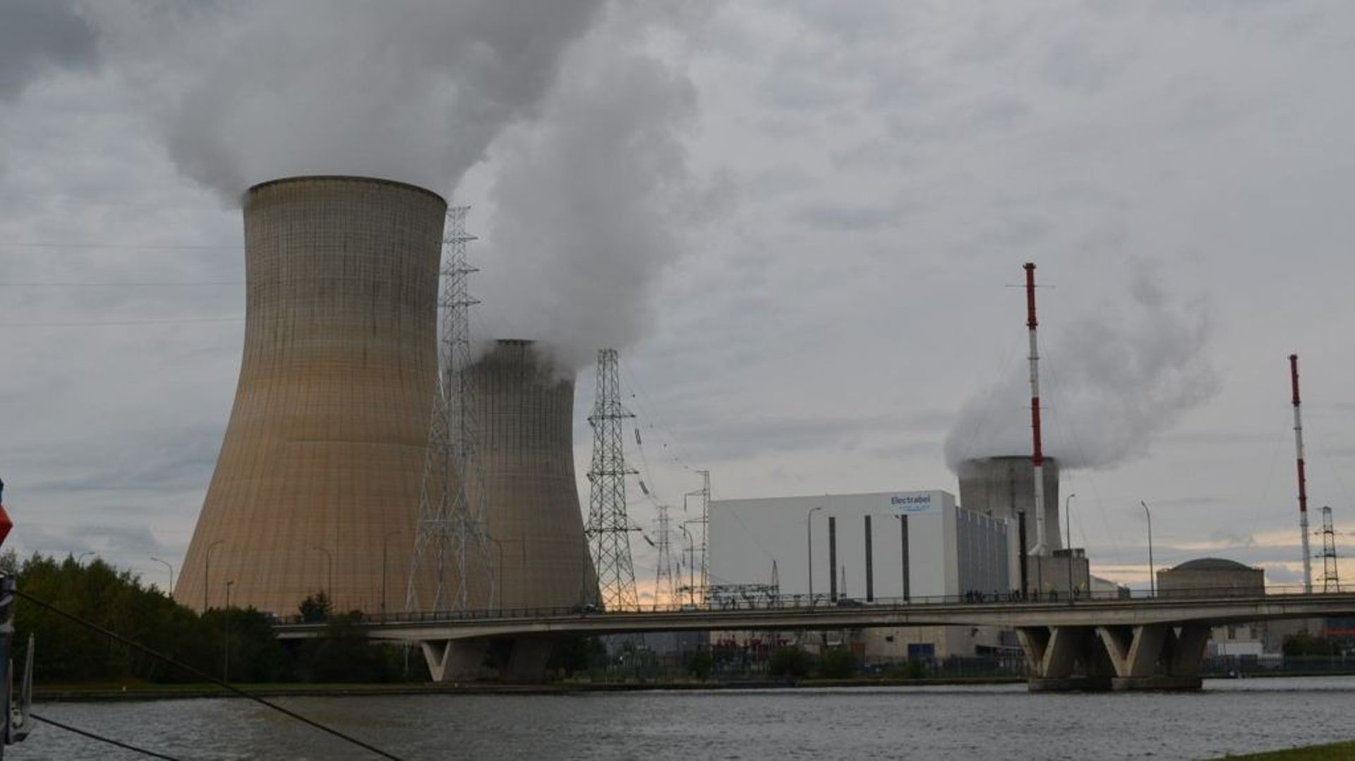 La réacteur nucléaire Tihange 1 s'est interrompu mardi soir.