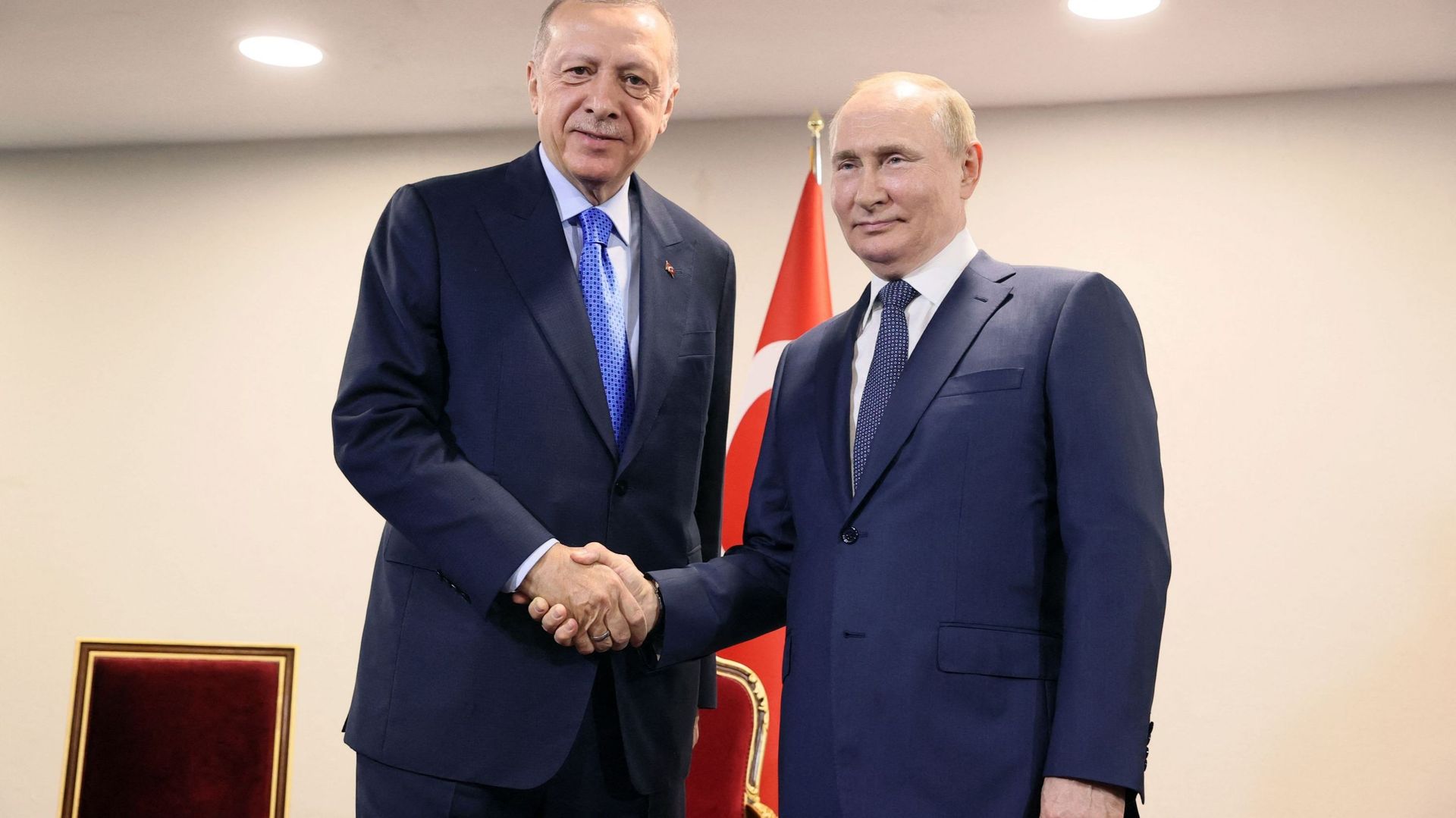 Recep Tayyip Erdogan (gauche) et Vladimir Poutine.