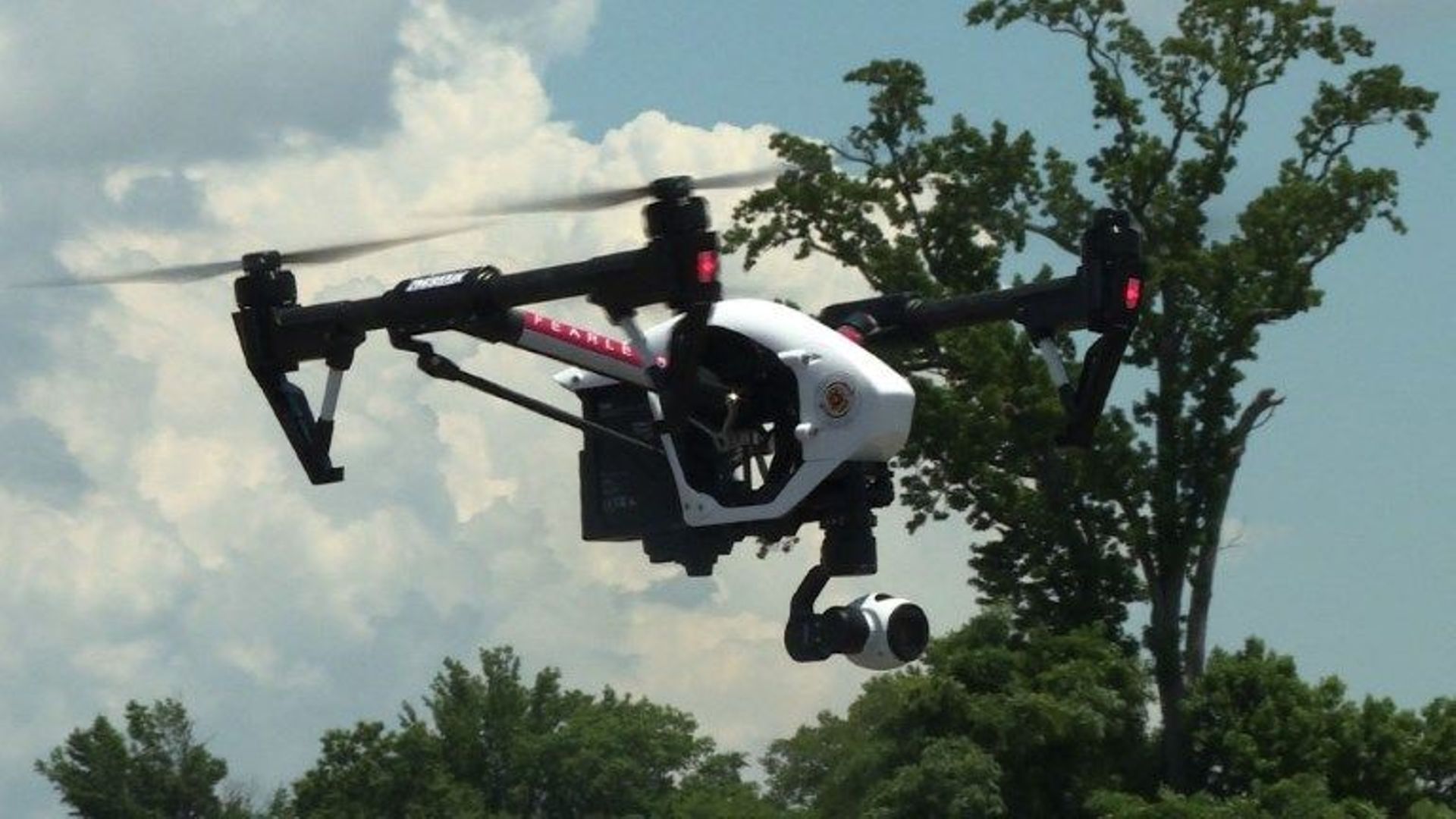 Les drones Zipline apporteront bientôt des médicaments et du sang en urgence dans les régions reculées de 3 Etats américains.