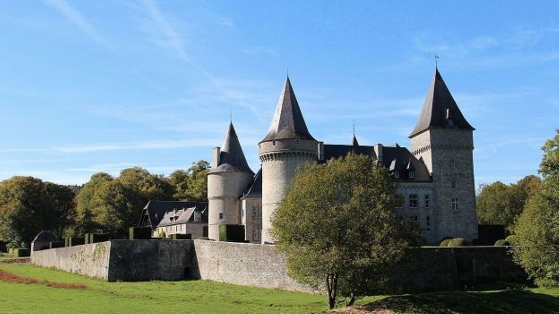 Le château de Fontaine à Anthée