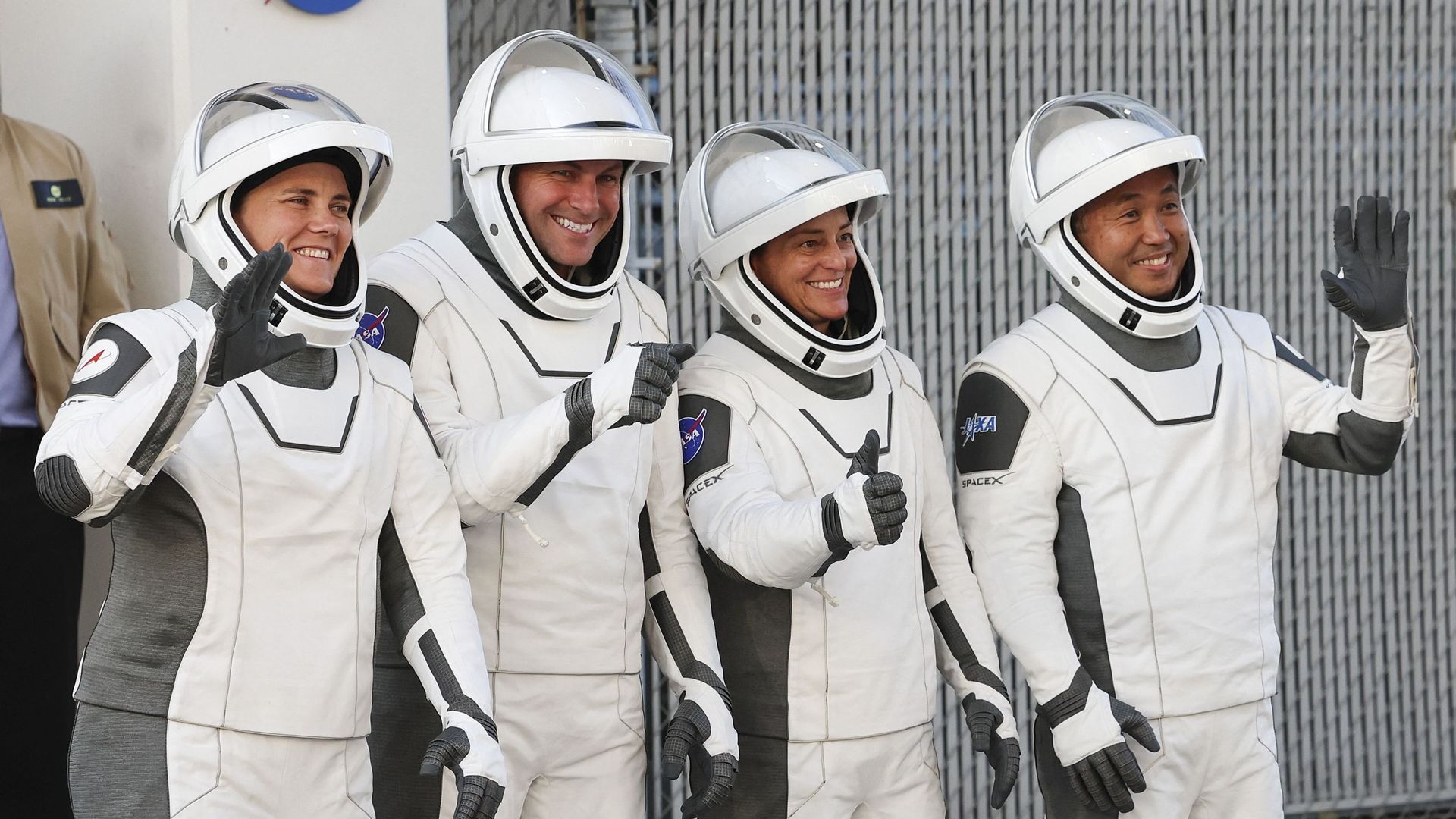 La mission avec équipage de SpaceX s’envole vers la station spatiale internationale.