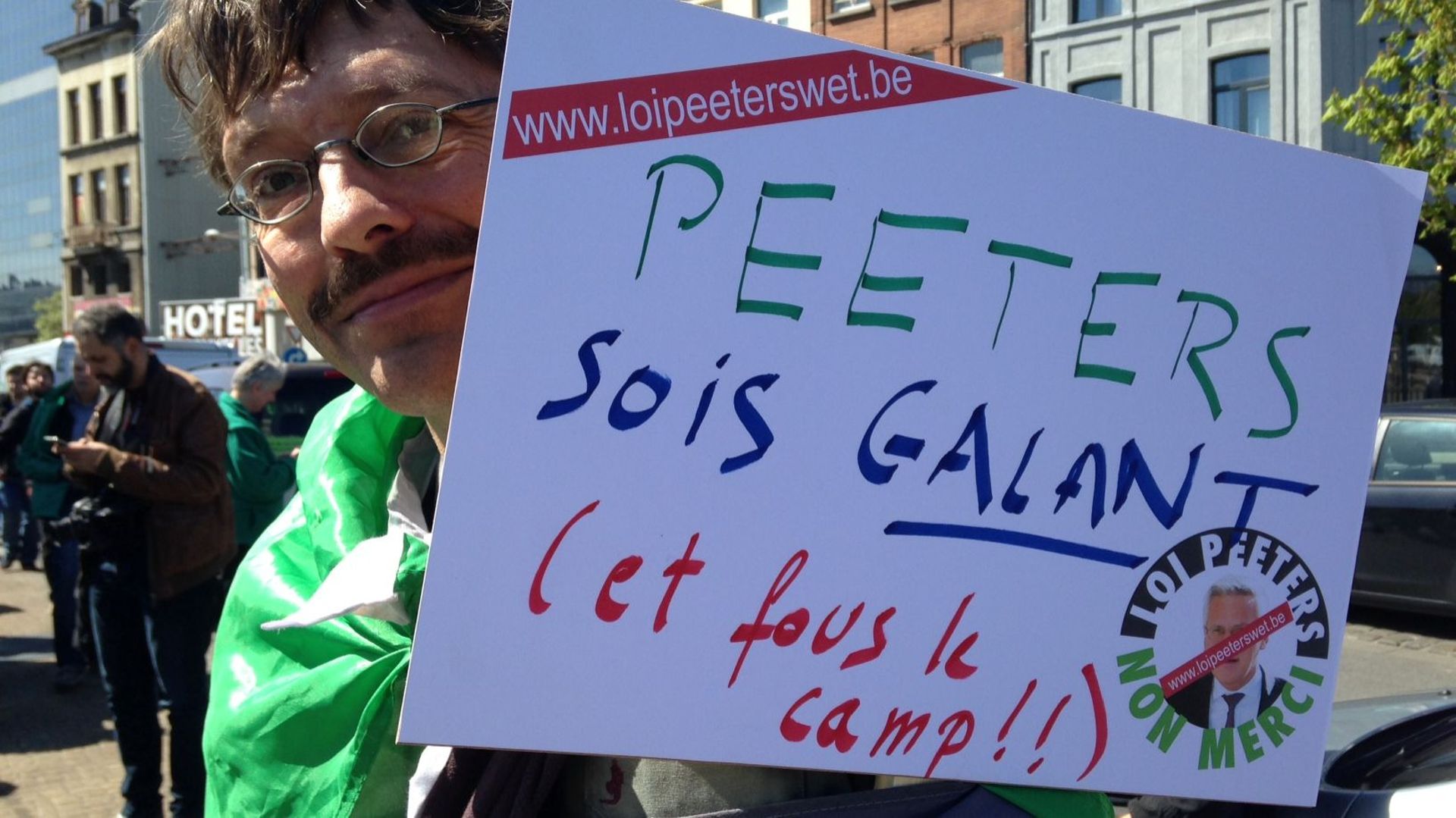 Manif de la CSC à Bruxelles: "Ce gouvernement doit faire demi-tour ou s'en aller"