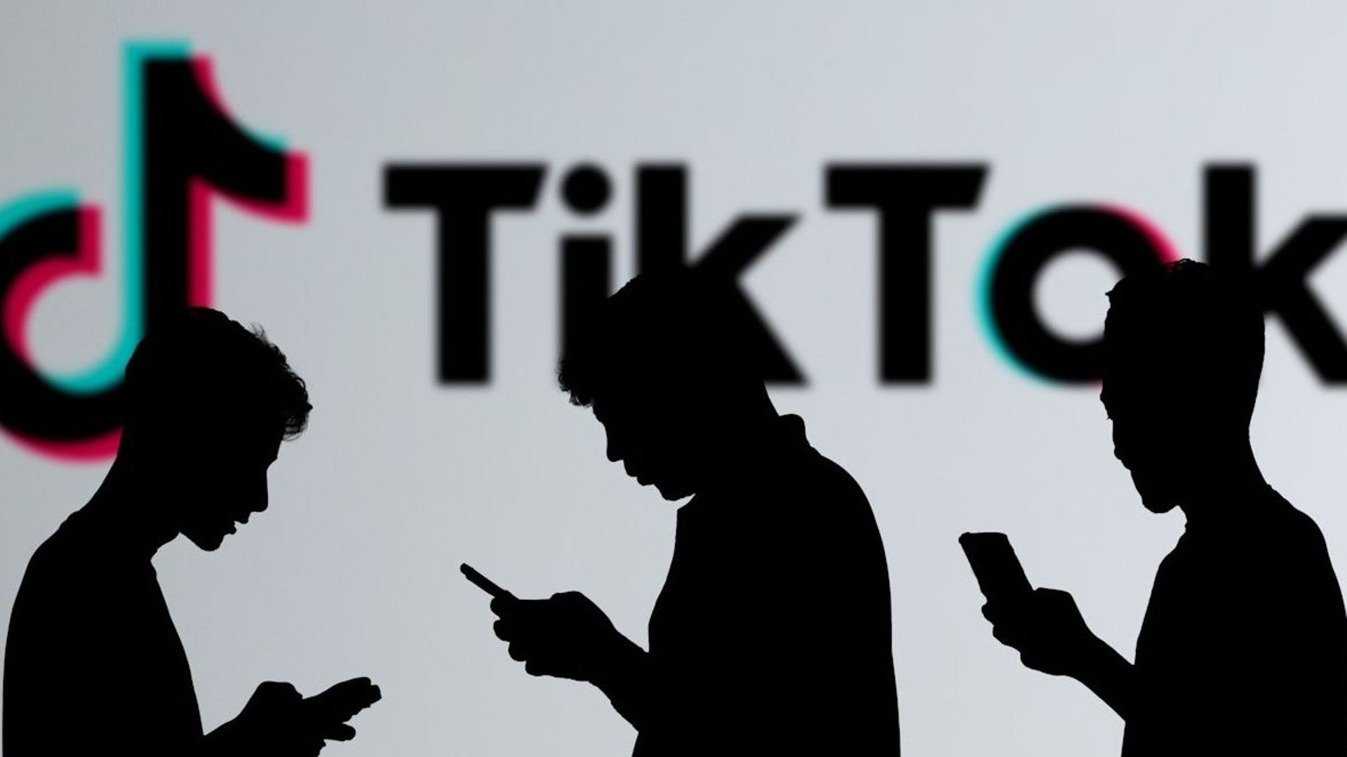 Le genre sous algorithmes : pourquoi tant de sexisme sur TikTok et sur les plateformes ?