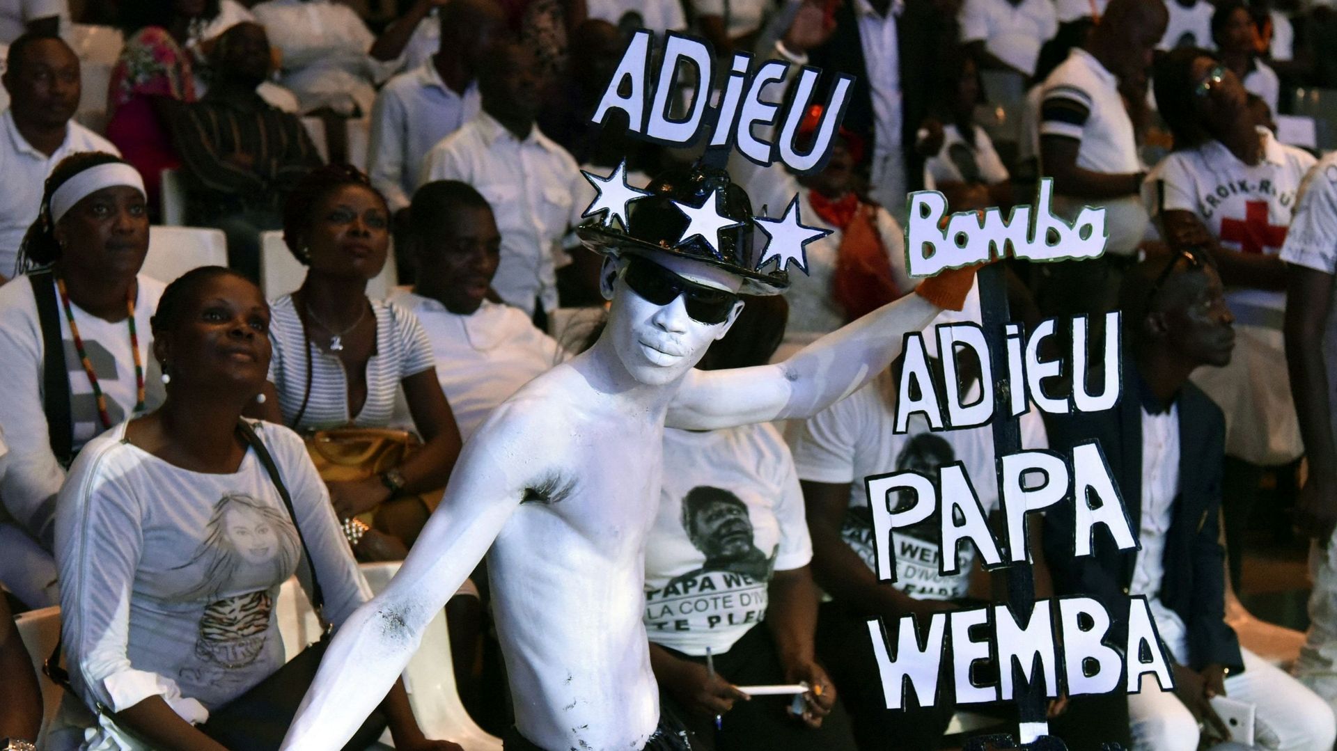 RDC: arrivée à Kinshasa de la dépouille de Papa Wemba