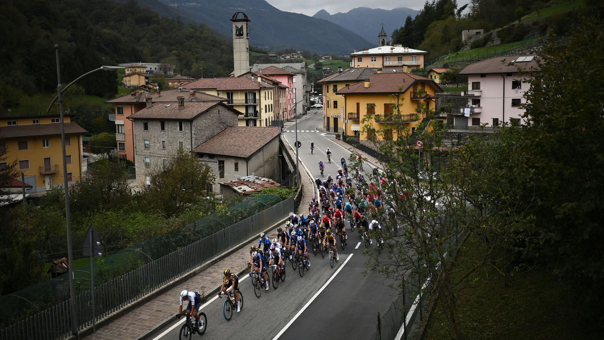 Le Tour de Lombardie 2022 ne passera pas par le Mur de Sormano.