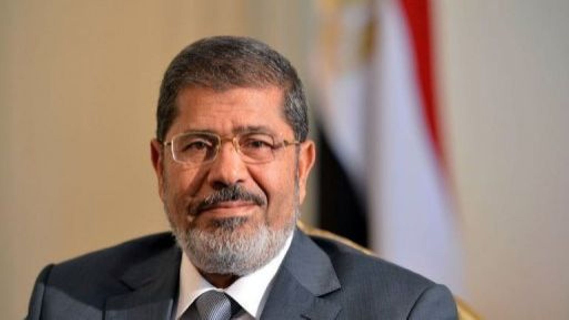 Le président égyptien Mohamed Morsi pose le 8 juillet 2012 au Caire