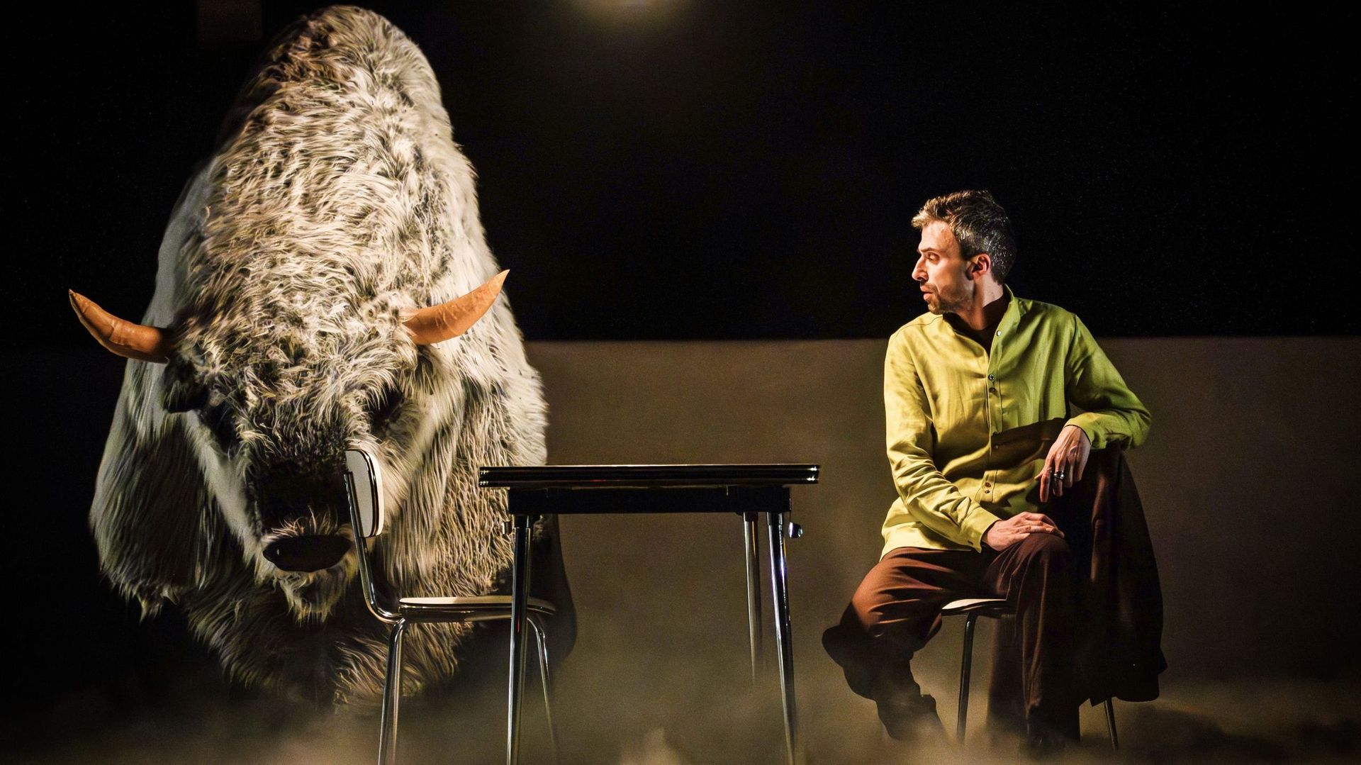 Concours : Fils de Bâtard, une quête intime au Théâtre des Martyrs