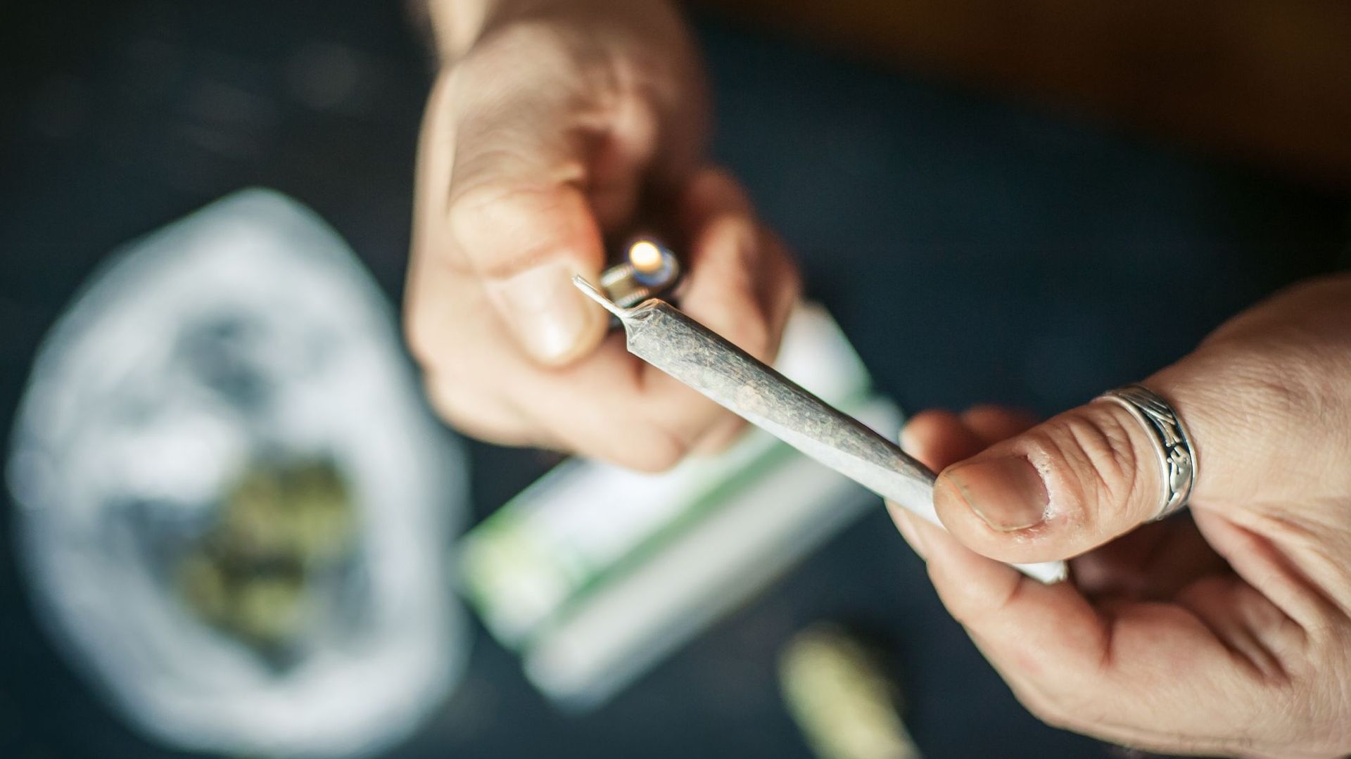 La combinaison cannabis-tabac pourrait être liée à des troubles du comportement chez les jeunes adultes