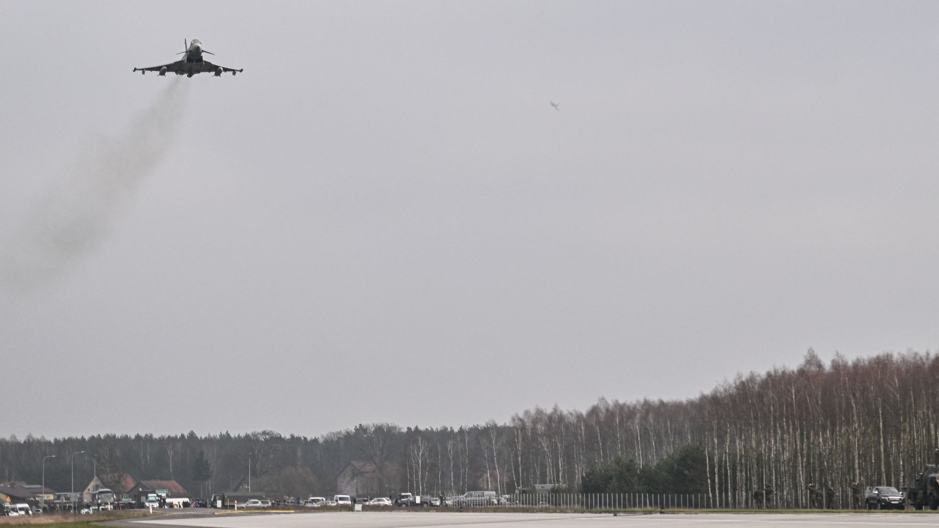 Guerre en Ukraine : Pologne: l'aviation abat des "objets hostiles" après des violations de l'espace aérien