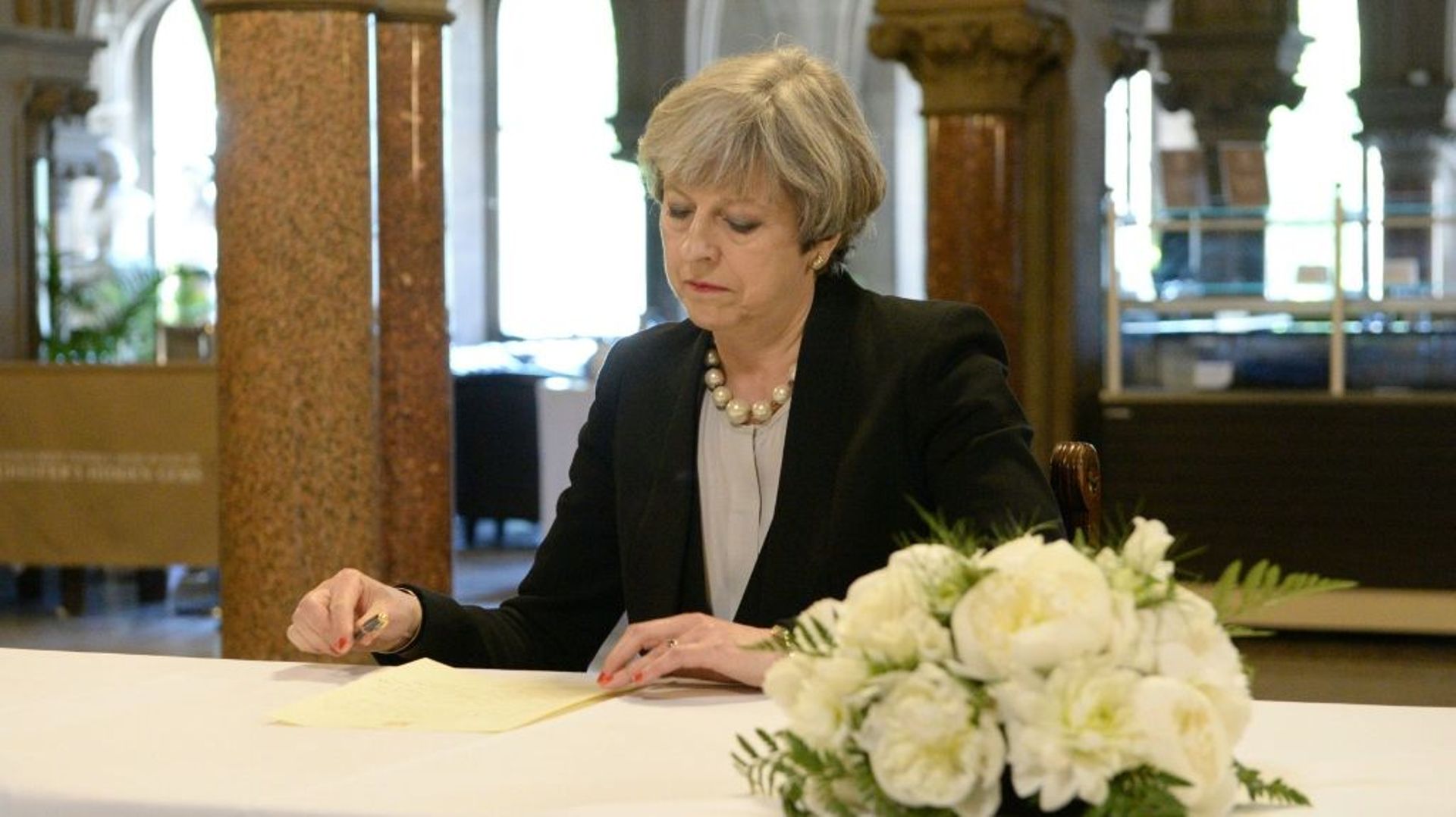 La Première ministre britannique Theresa May à Manchester, au nord de l'Angleterre, le 23 mai 2017
