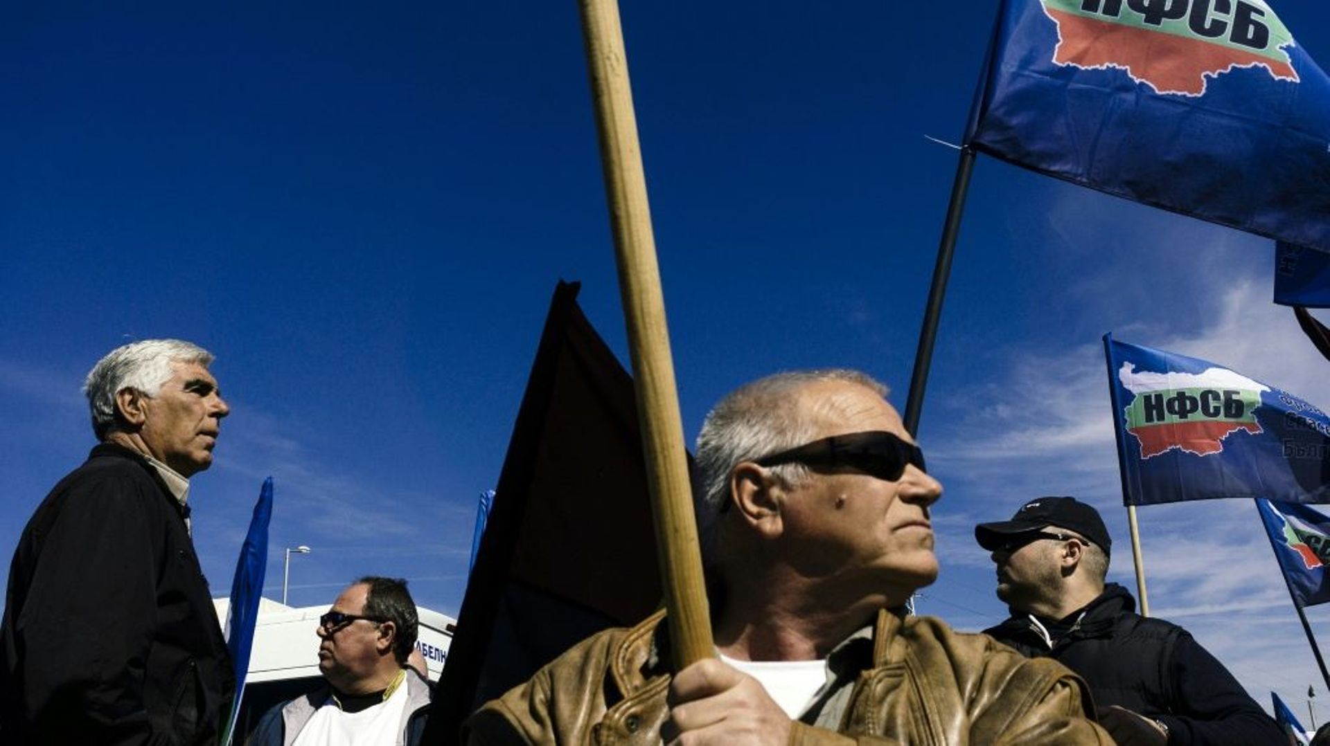 Bulgarie les électeurs venus de Turquie bloqués à la frontière RTBF