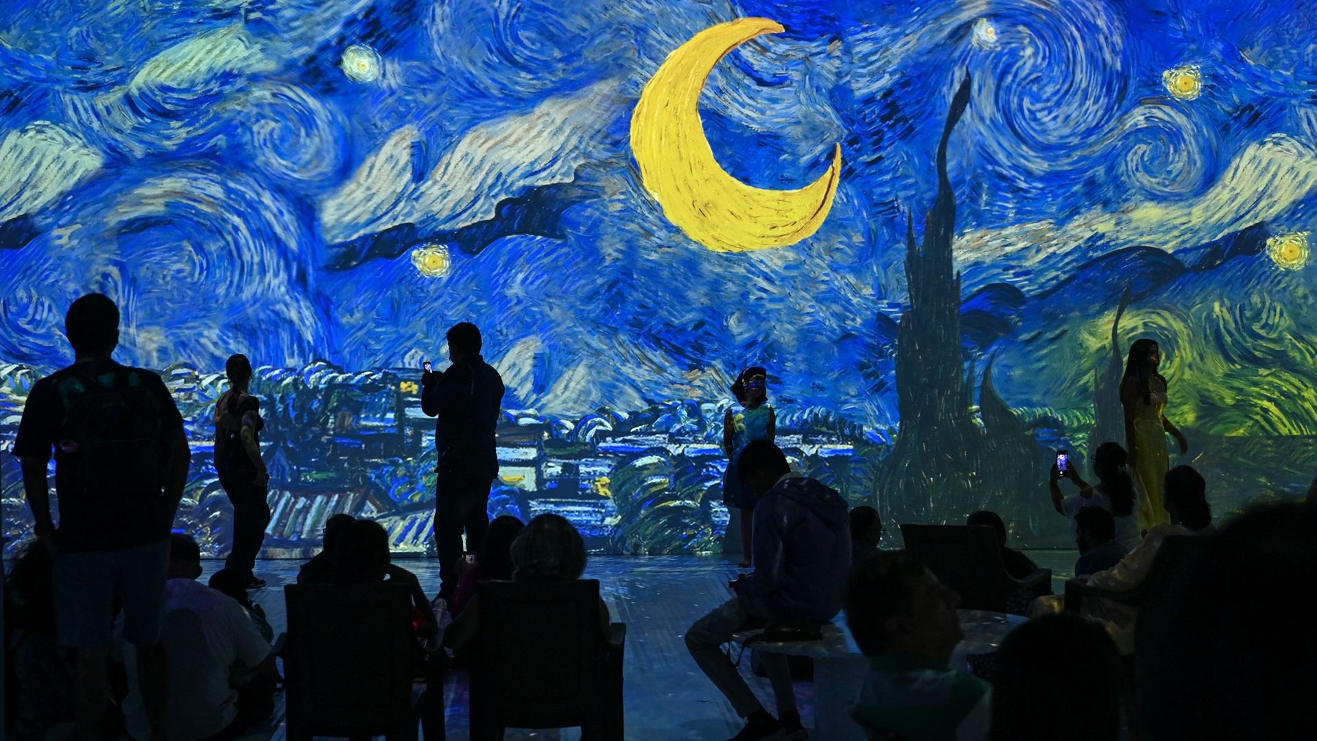 L'exposition "Van Gogh: The immersive experience" posera ses bagages pour la deuxième fois à Bruxelles à partir du 18 février.