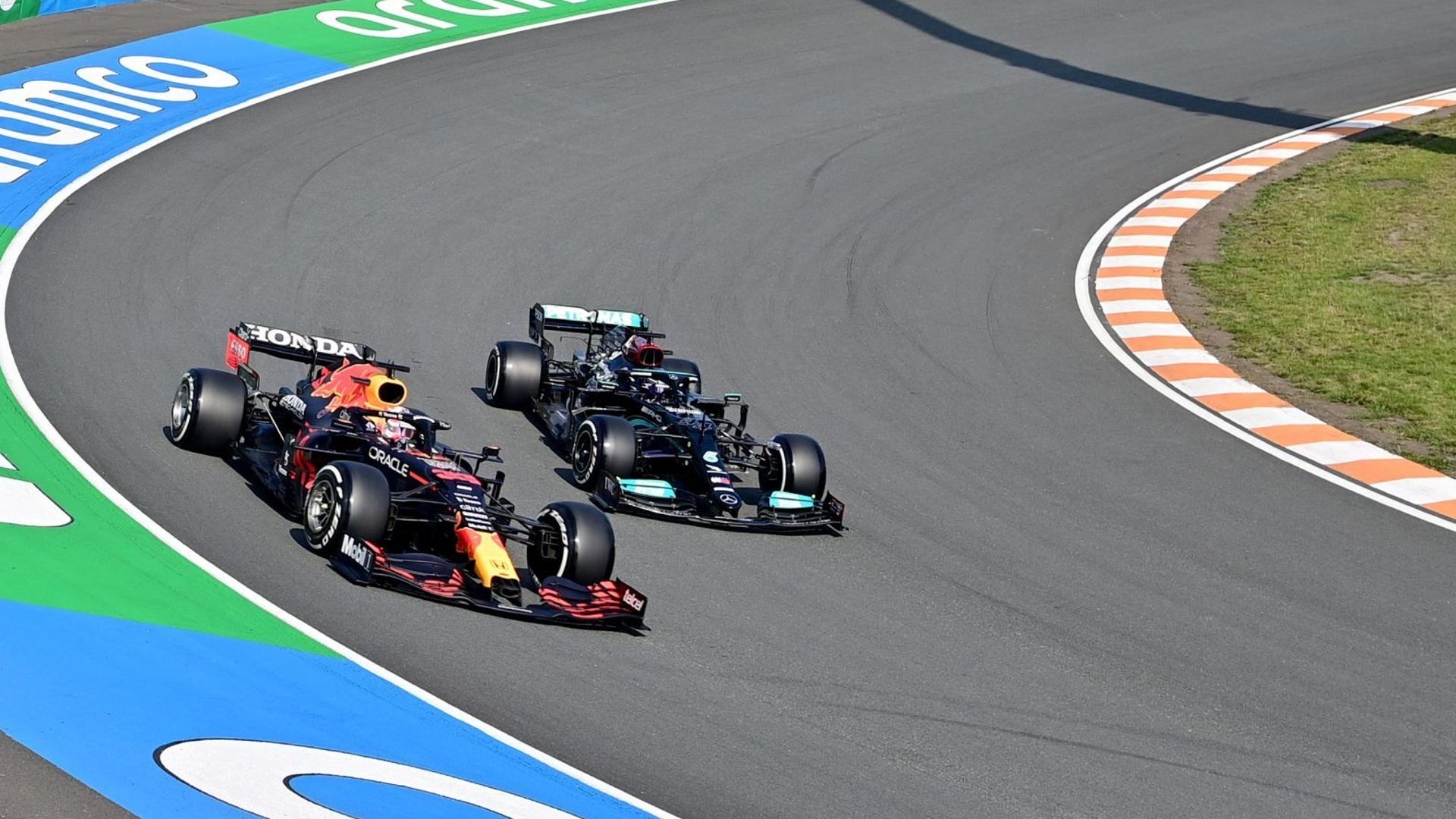 Le duel Hamilton Verstappen reprend en qualifications du GP de Turquie de F1