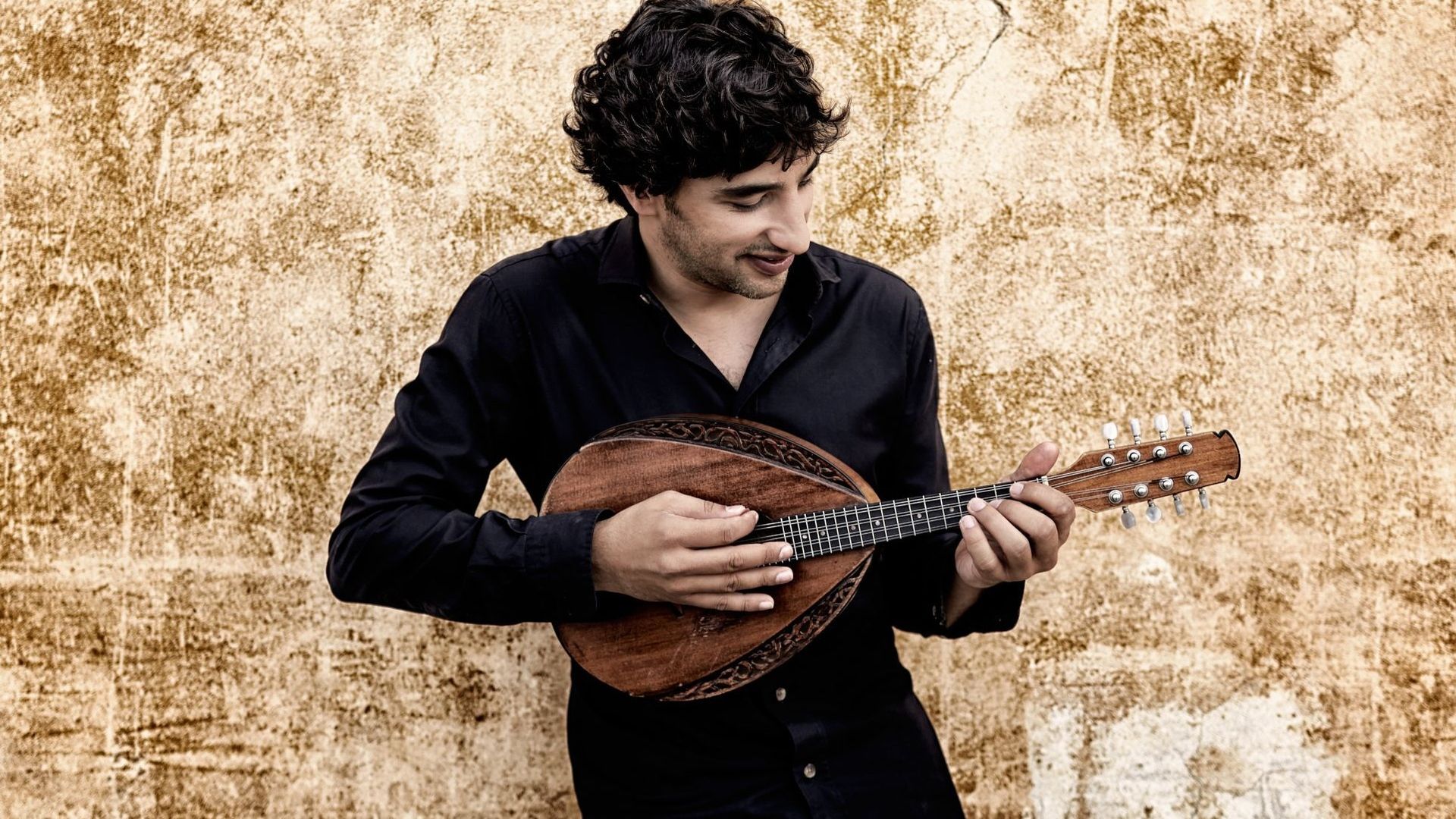 Avi Avital en résidence à Bozar : à la découverte de la mandoline