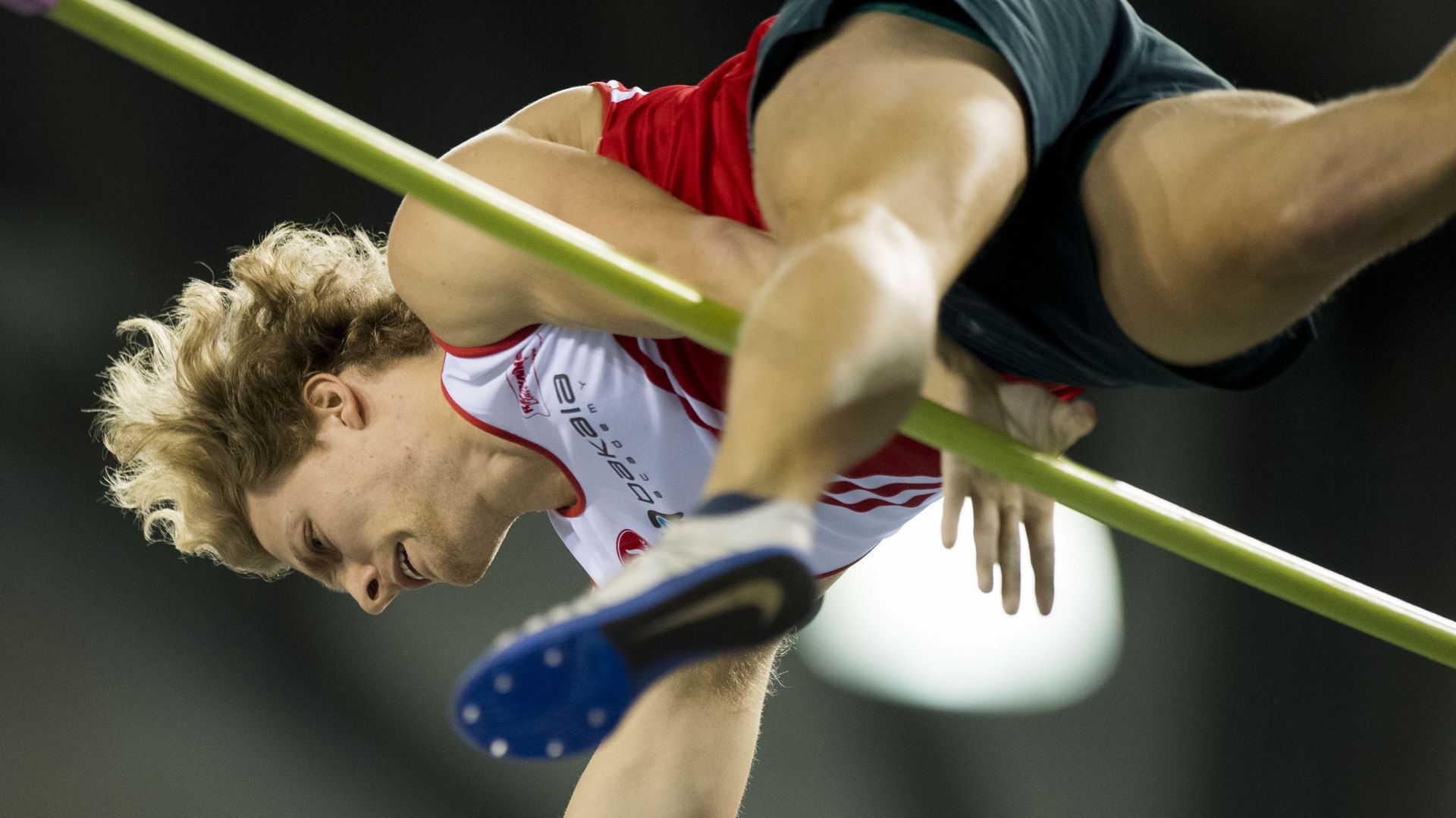 Ben Broeders S empare Du Record De Belgique De La Perche