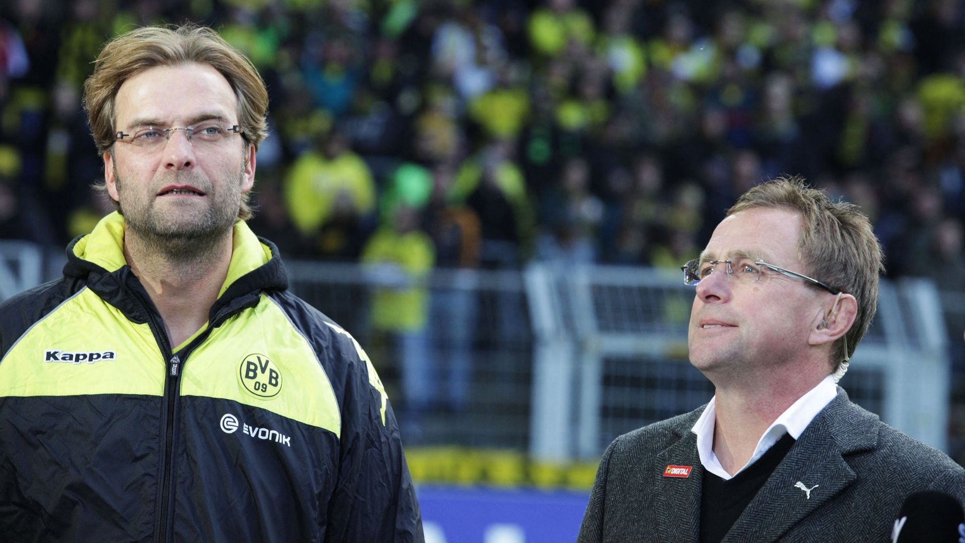 Jurgen Klopp et Ralf Rangnick, côte à côte, lors du match entre le Borussia Dortmund et Hoffenheim en octobre 2010.