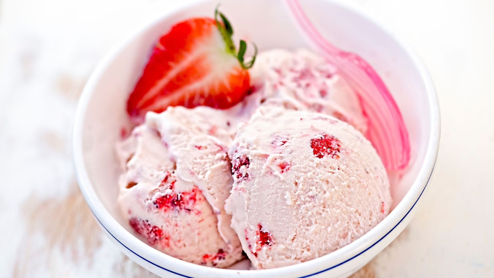 Recette de la meilleure glace à la fraise