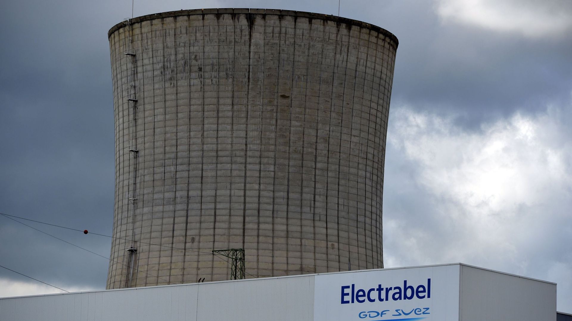 Nucléaire: Electrabel s'apprête à relancer ses réacteurs fissurés