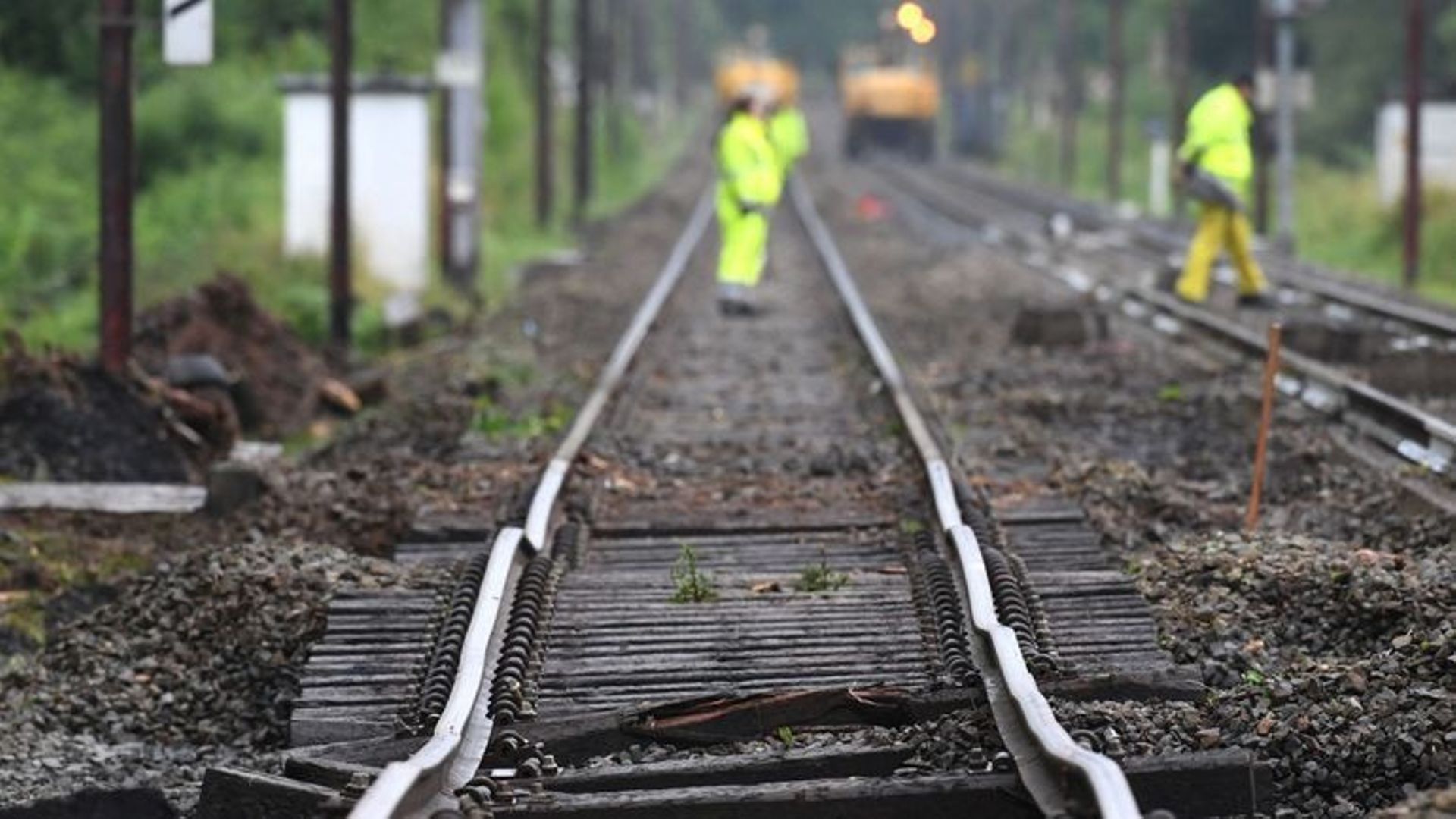 Les travaux sur le rail prendront plus de temps qu'annoncé initialement.