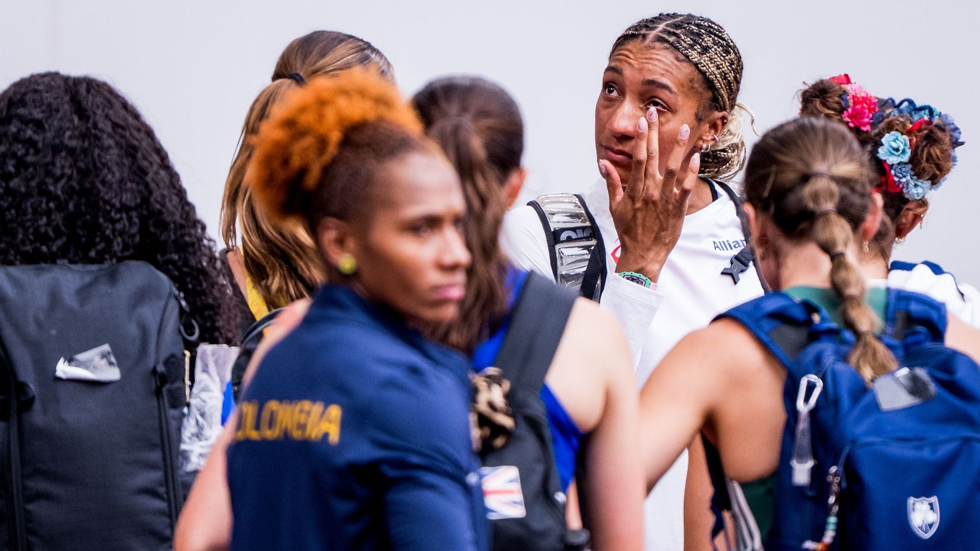 Mondiaux de Tokyo – Nafi Thiam au bord des larmes à l’interview : "C’est le brouillard dans ma tête"