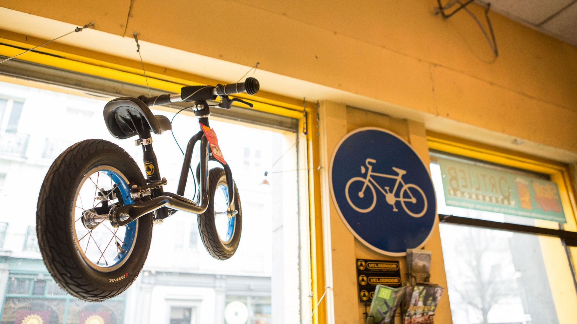 Magasin velo pays store bas