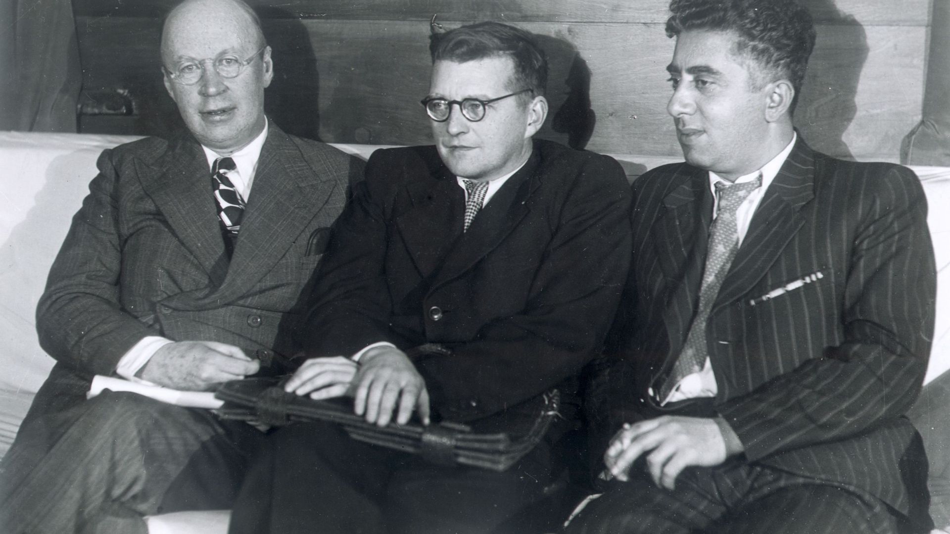 Sergei Prokofiev, Dmitri Chostakovitch et Aram Khachaturian, 1945.