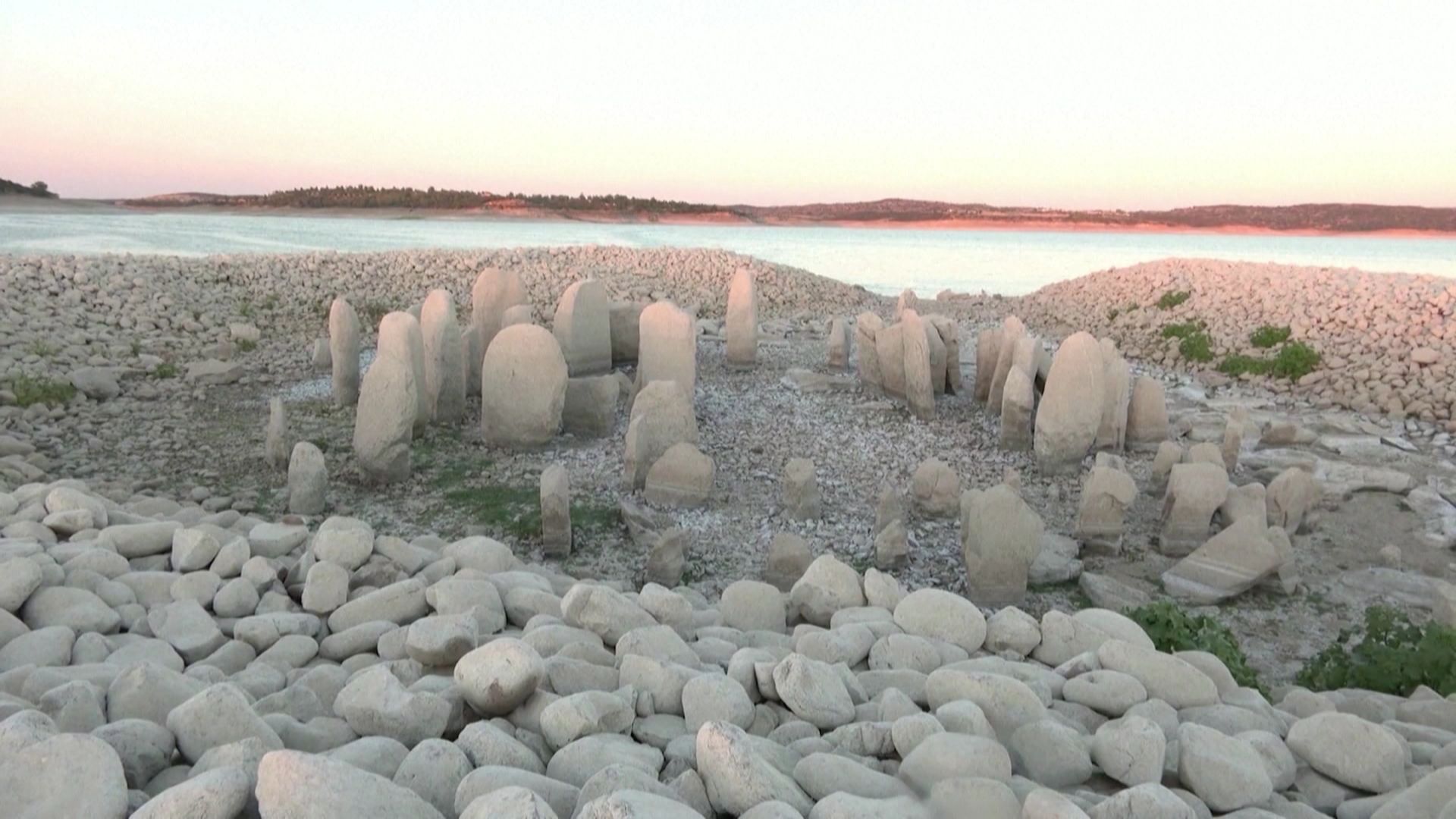 Un Stonehenge espagnol émerge suite à la sécheresse