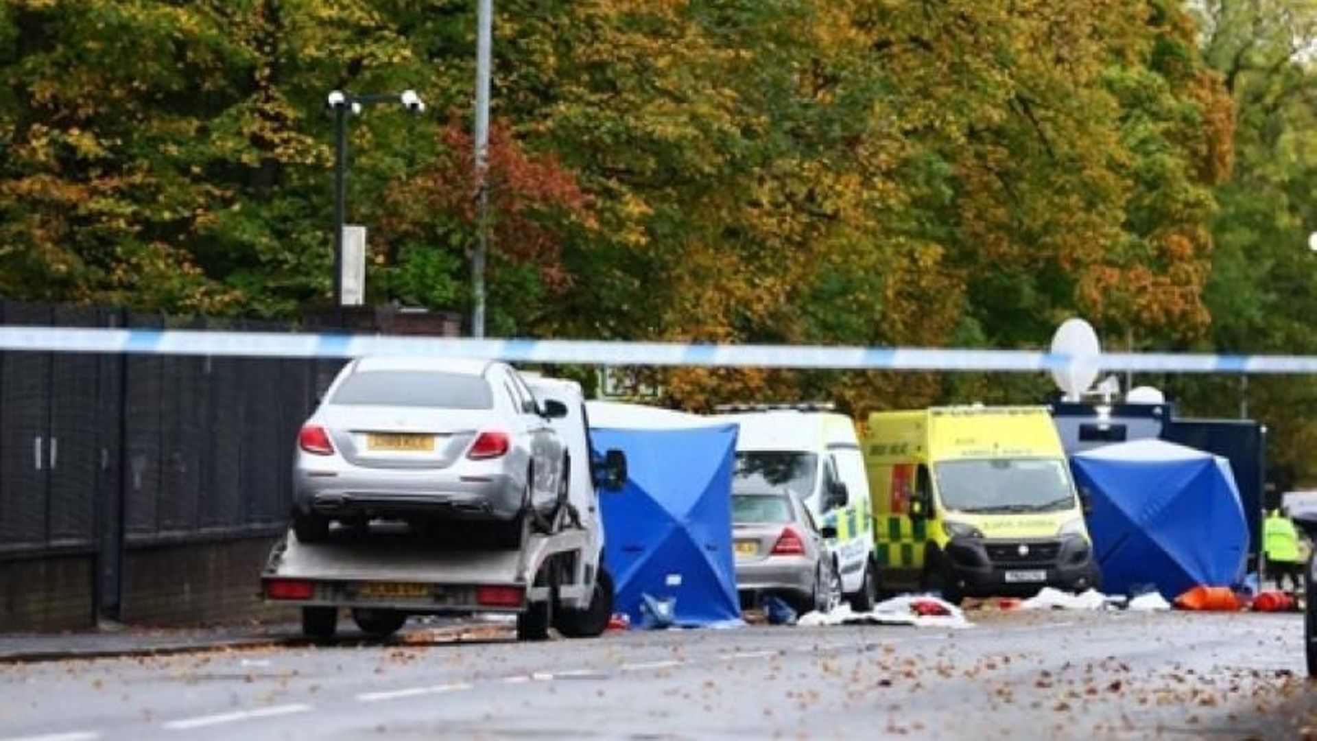 Manchester : une des deux victimes pourrait avoir été touchée par un tir des forces de l’ordre