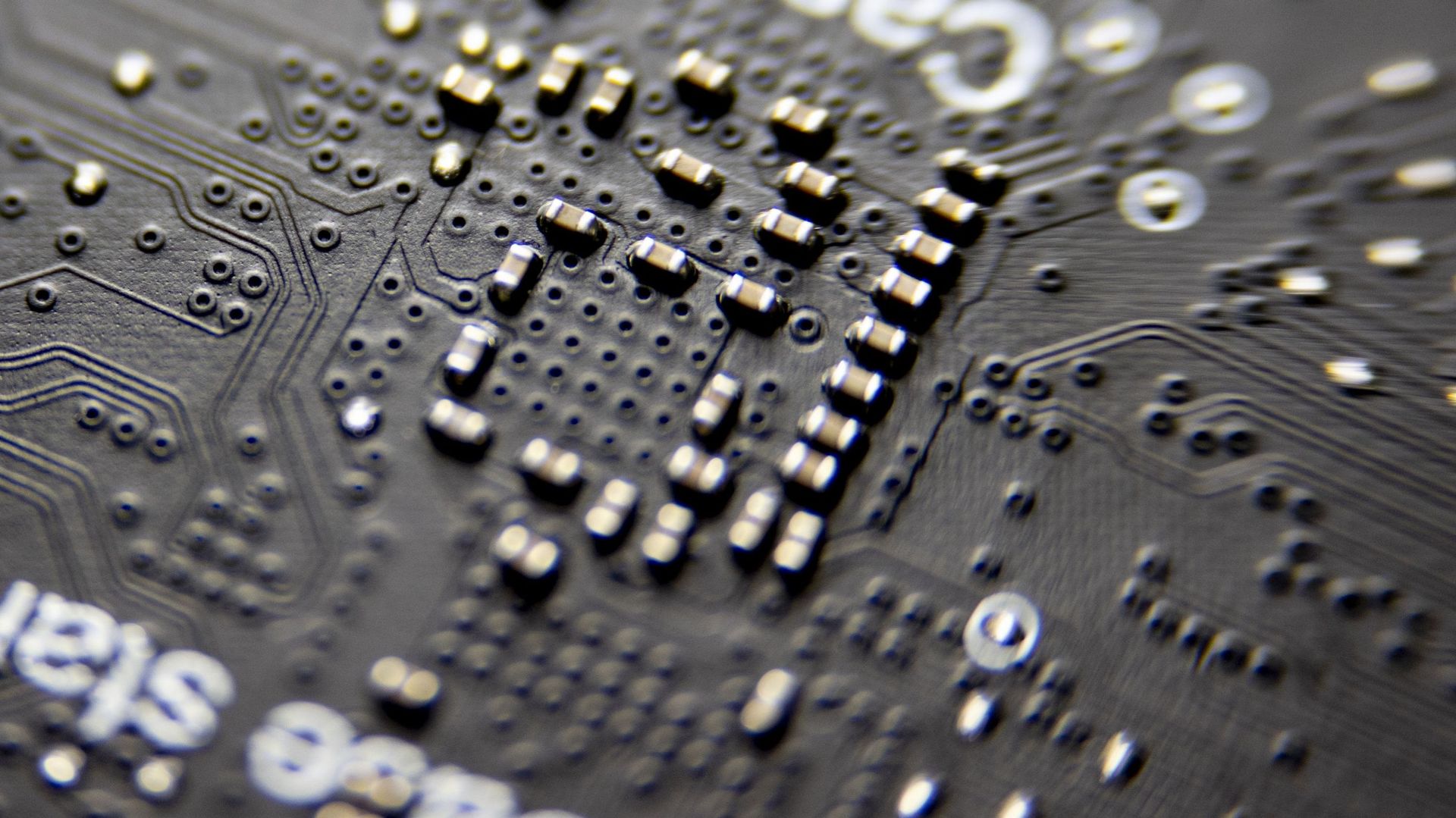 Processeur Intel contenant des puces électroniques