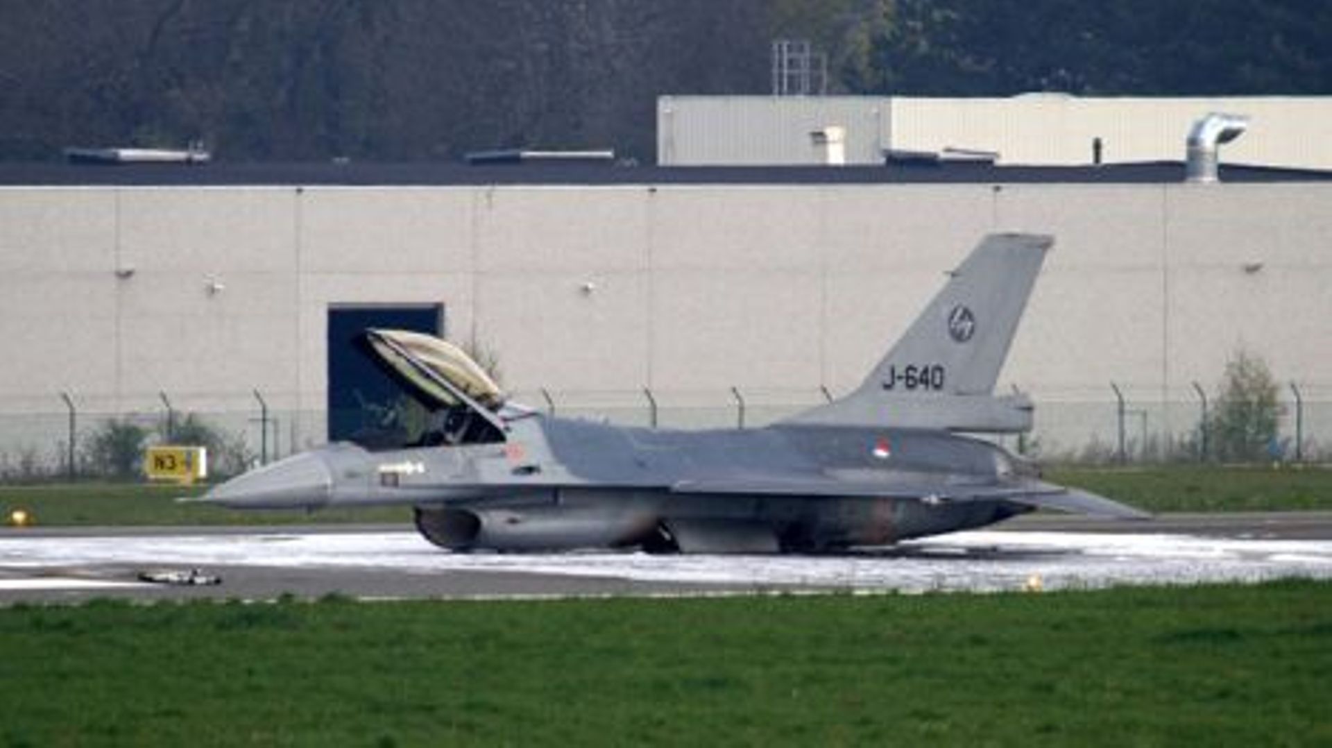 Le F-16 accidenté