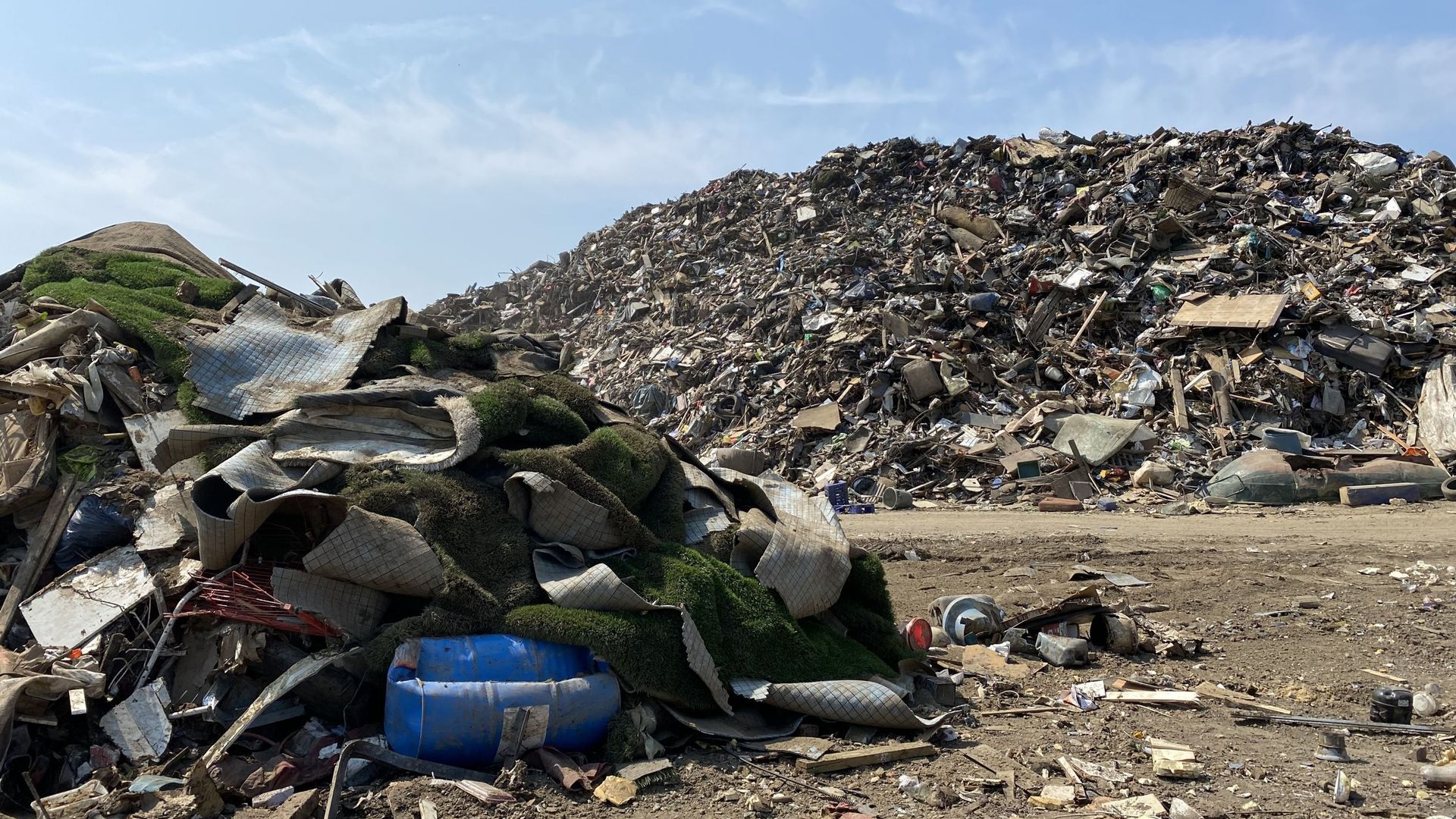 Une vue des déchets rassemblés sur le site du Wérihet à Wandre