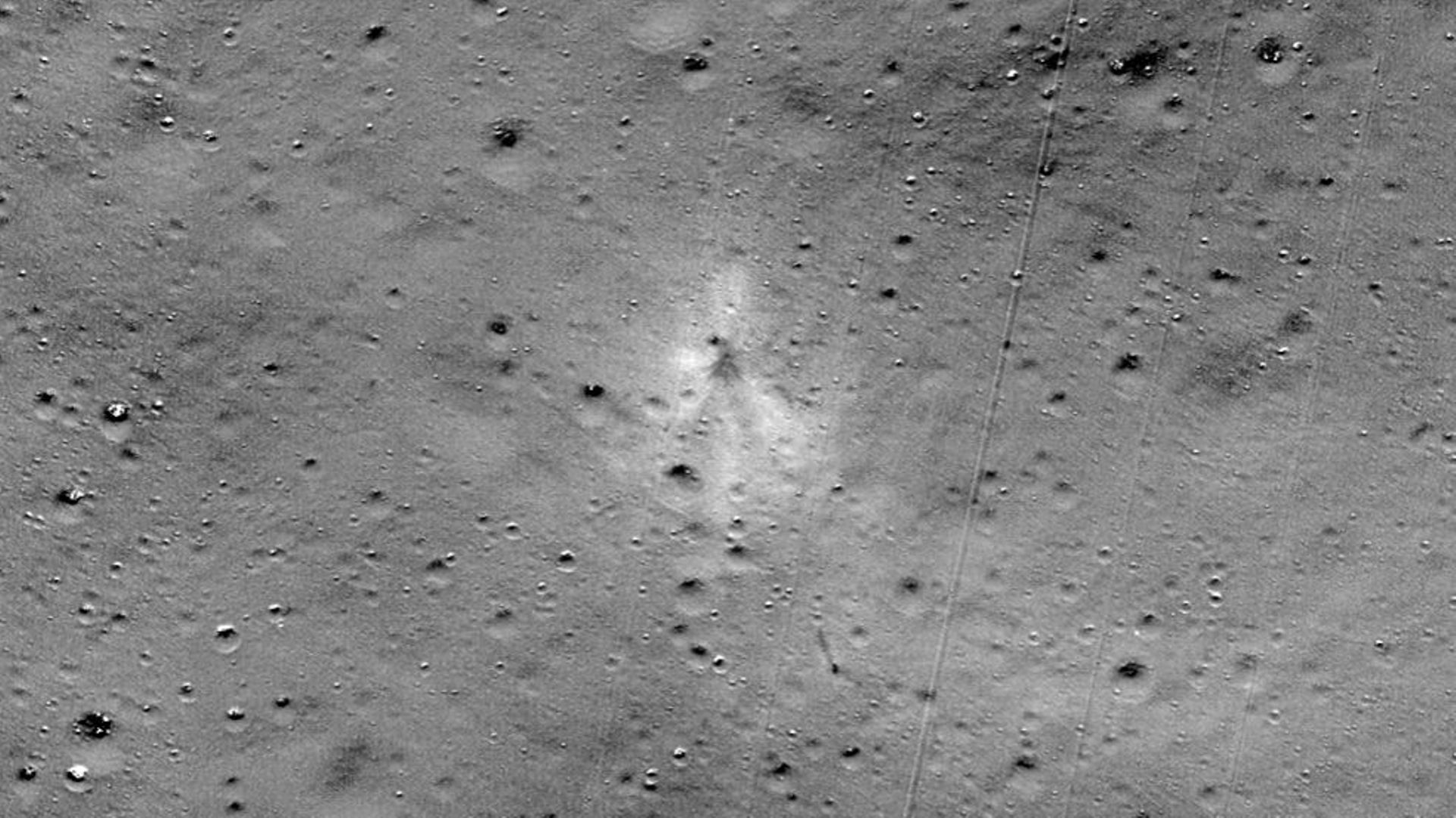 La Nasa a trouvé le lieu d'impact de la sonde indienne Vikram sur la Lune
