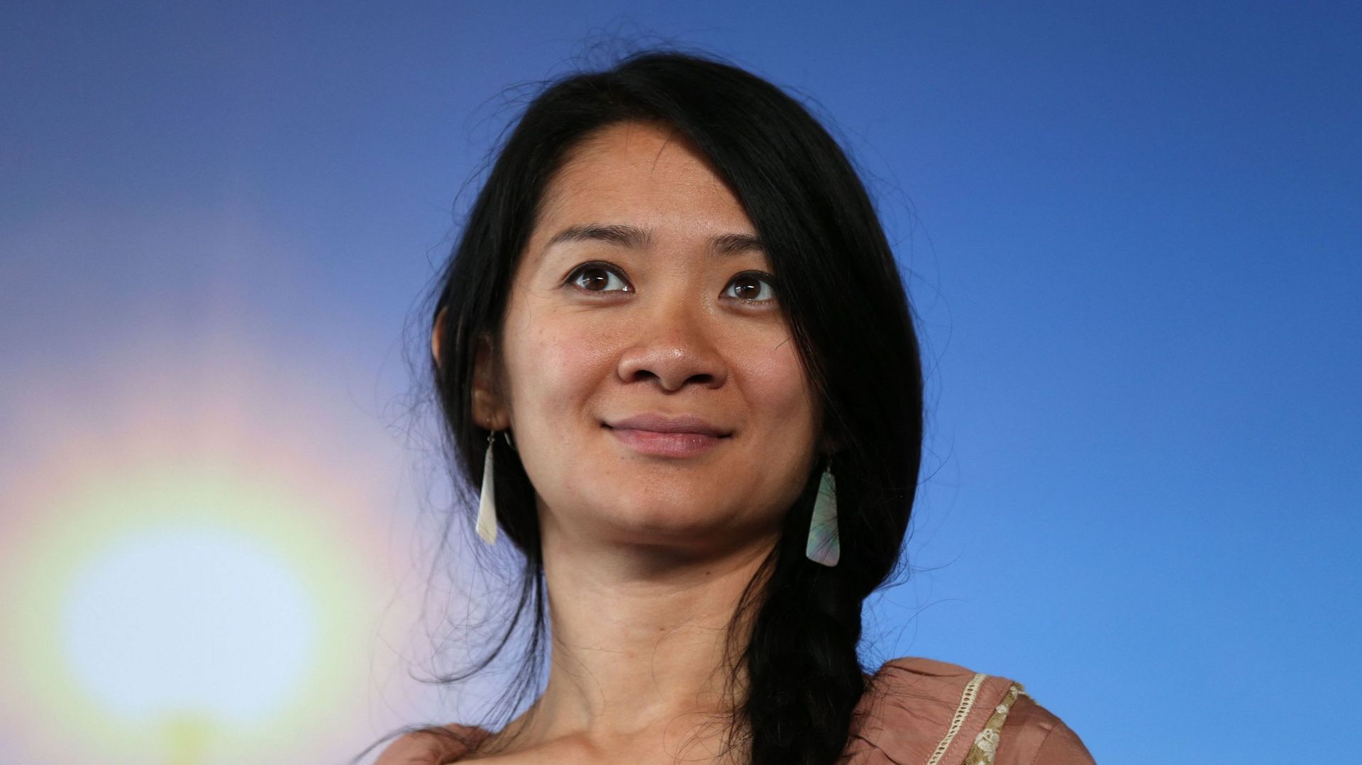 Chloé Zhao désignée "meilleur réalisatrice" pour "Nomadland".