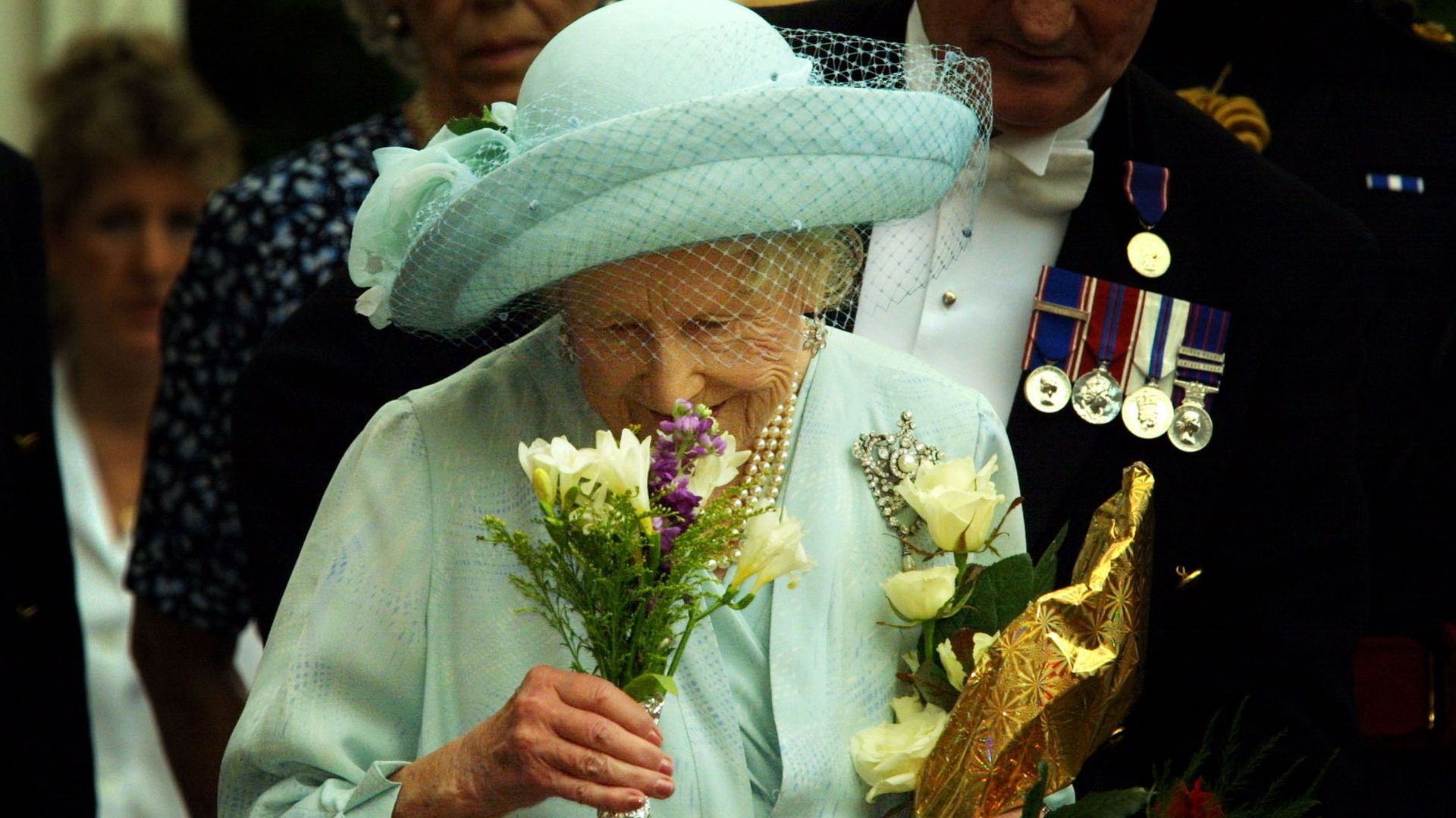 La reine mère Elizabeth le jour de ses 101 ans…