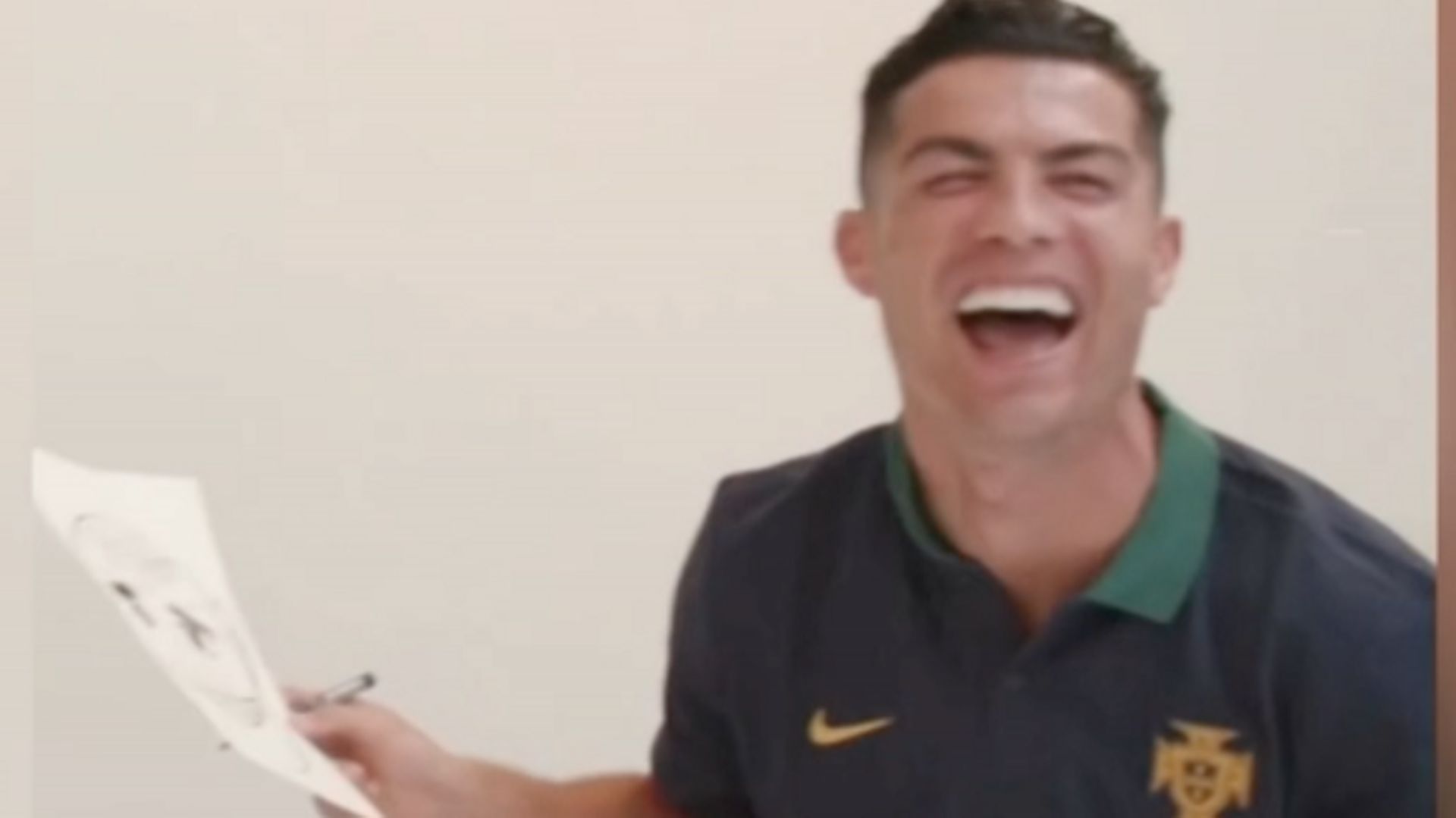 Insolite - Cristiano Ronaldo et Pepe se dessinent mutuellement : c'est raté... mais très drôle