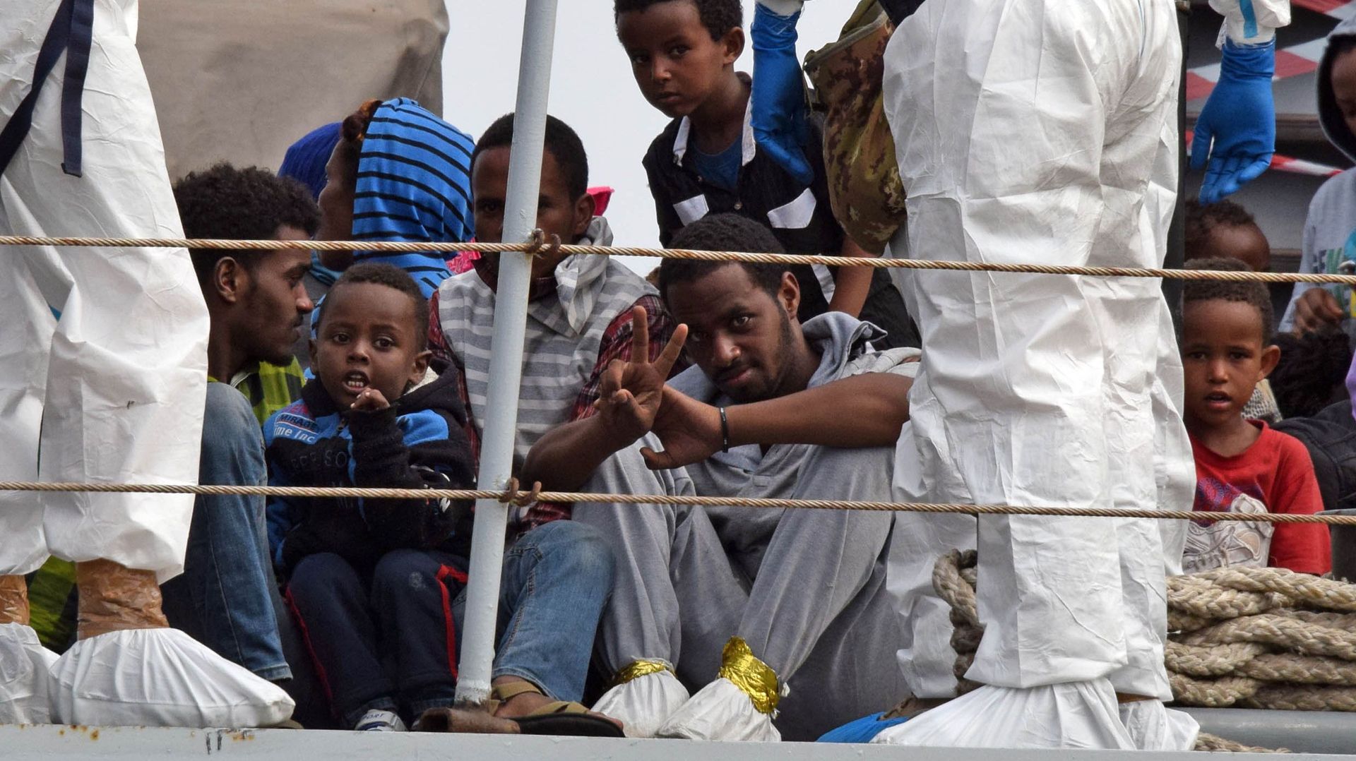 mediterranee-4200-migrants-secourus-en-une-journee-17-morts