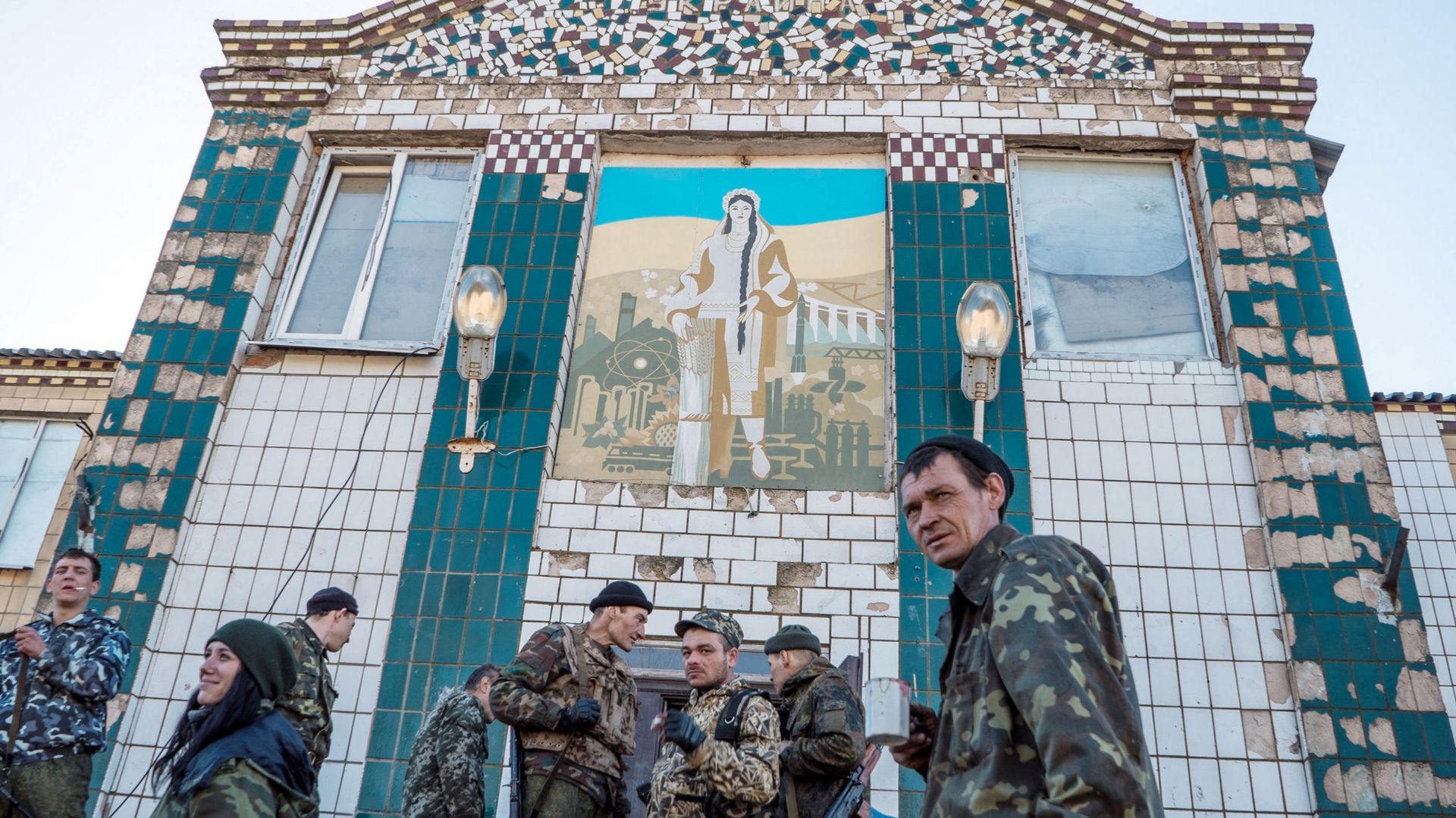 Rebelle pro-Russes dans le village de Lukove (district de Marioupol), le 24 février 2015.