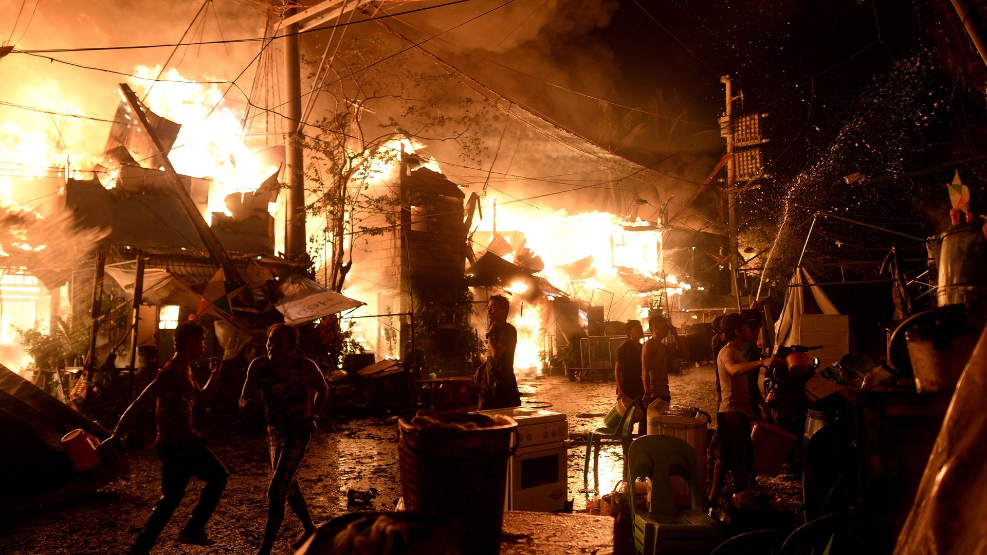 Célébrations du Nouvel An aux Philippines: deux morts, des centaines de blessés