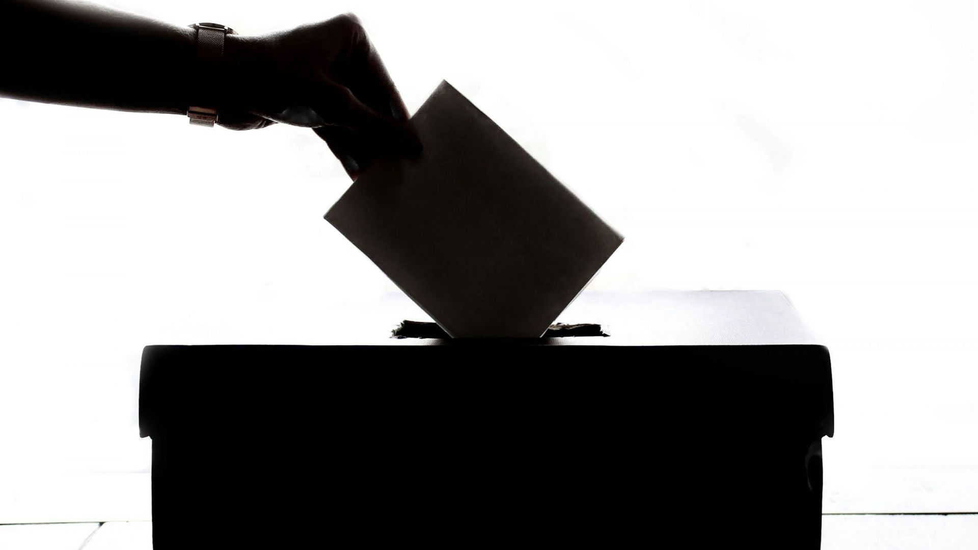 Charleroi : les assesseurs absents des élections communales passent devant le tribunal correctionnel