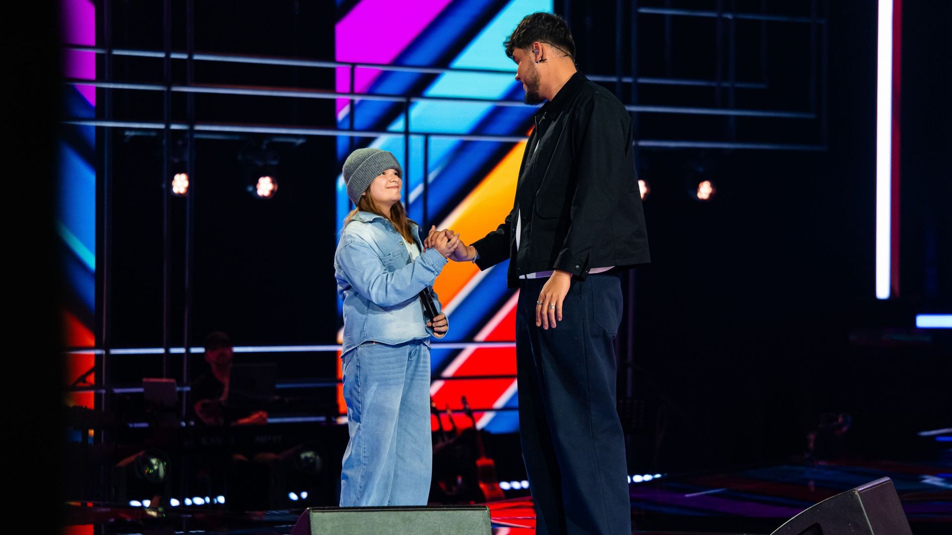 Une candidate à la voix atypique et rock séduit Joseph Kamel dans The Voice Kids