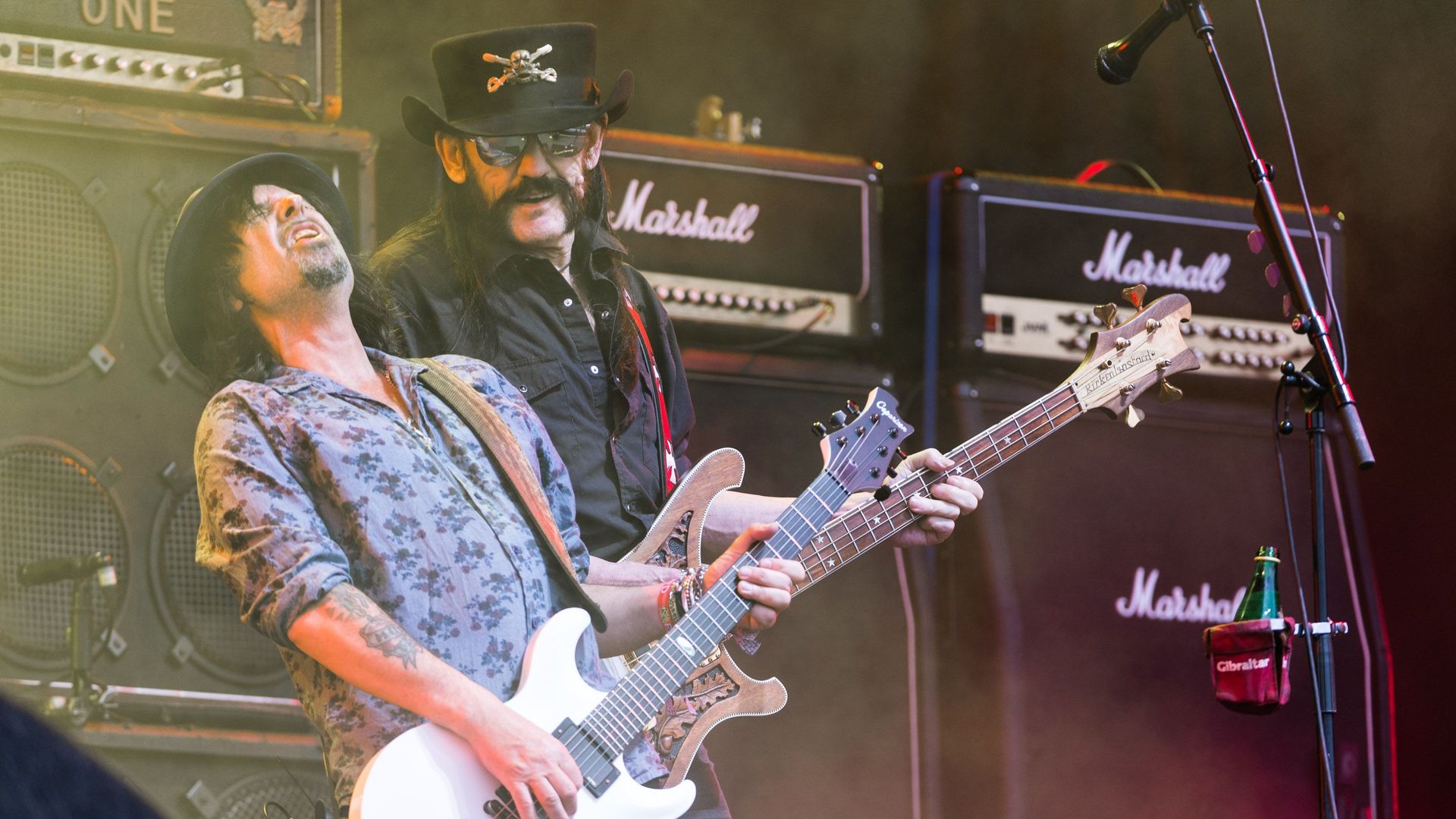 Phil Campbell et Lemmy de Motorhead en 2015