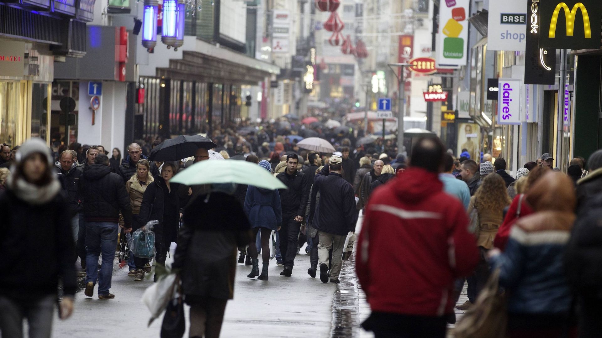 De nombreux magasins ouvrent leurs portes ce dimanche, pour le "Sunday Shopday"