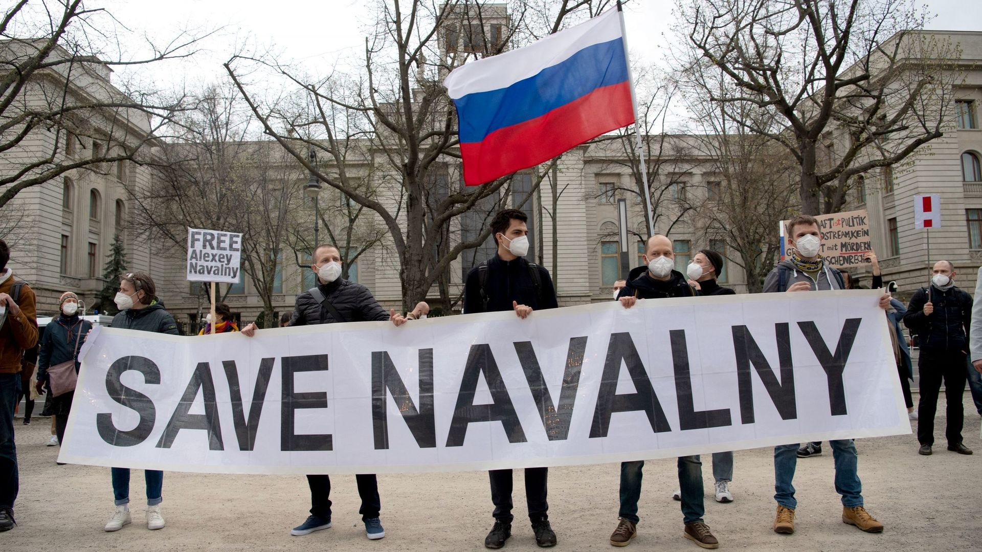 Après 3 semaines, l’opposant russe Alexeï Navalny annonce la fin de sa grève de la faim