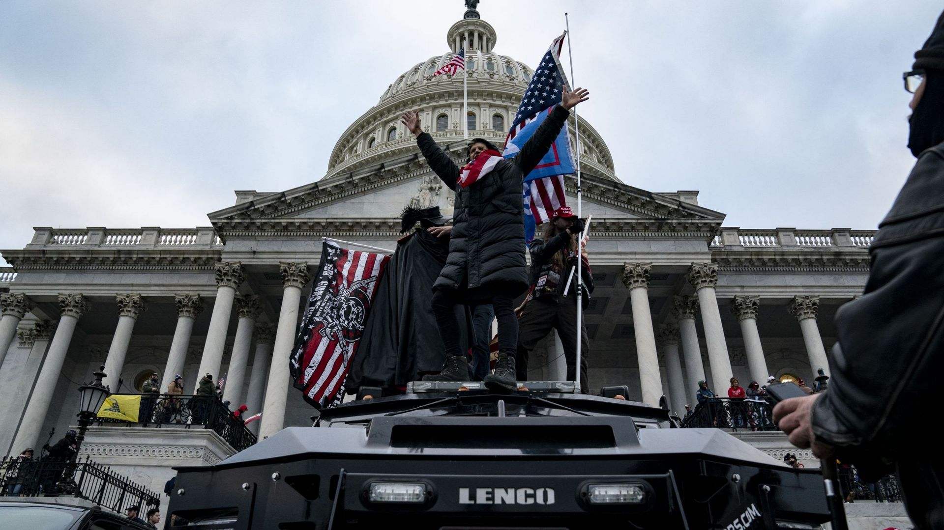 Trumpistes devant le Capitole, le 6 janvier 
