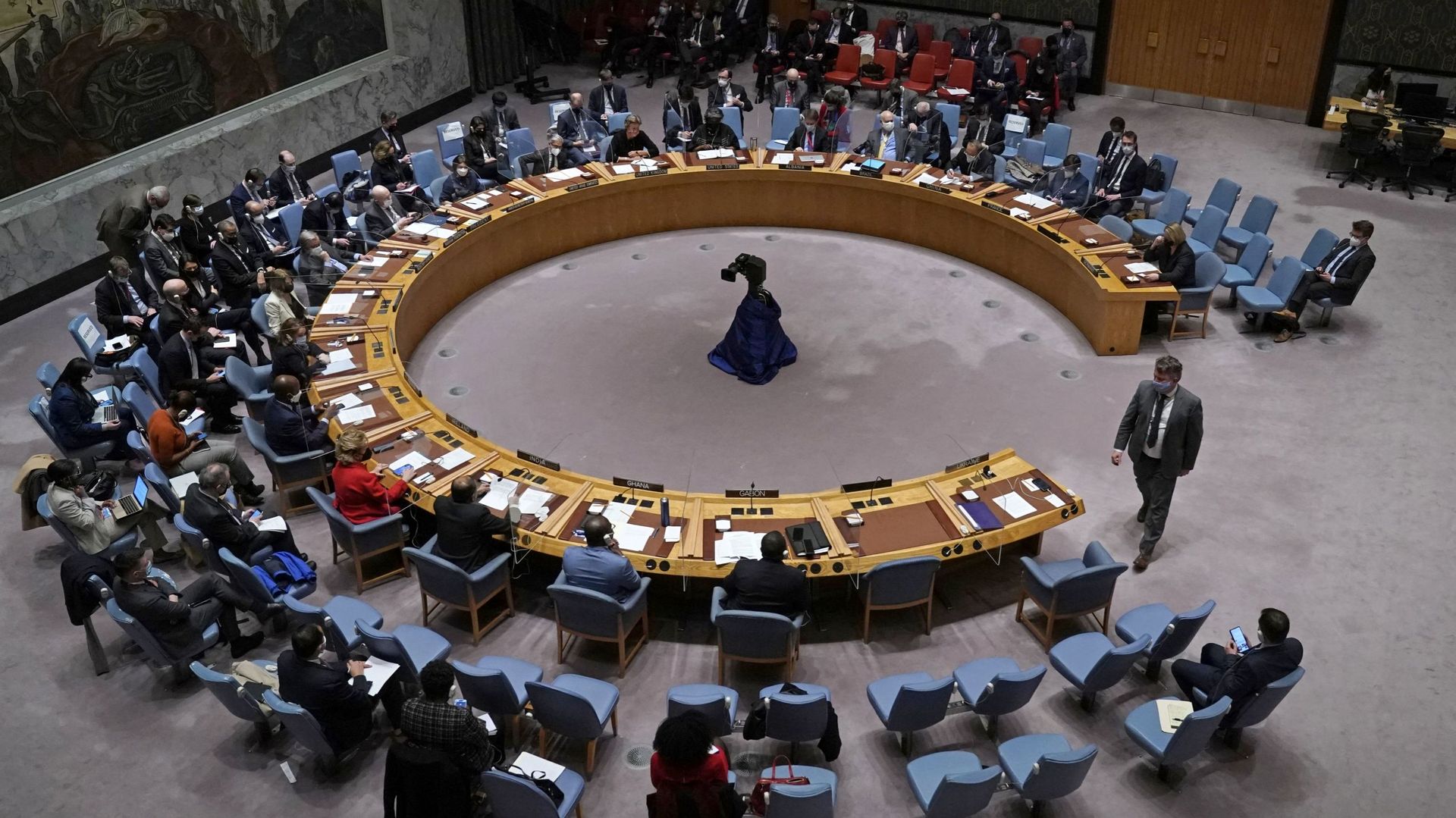 La salle du Conseil de sécurité, à New York, mardi, lors d’une séance particulièrement tendue entre la Russie et l’Ukraine.