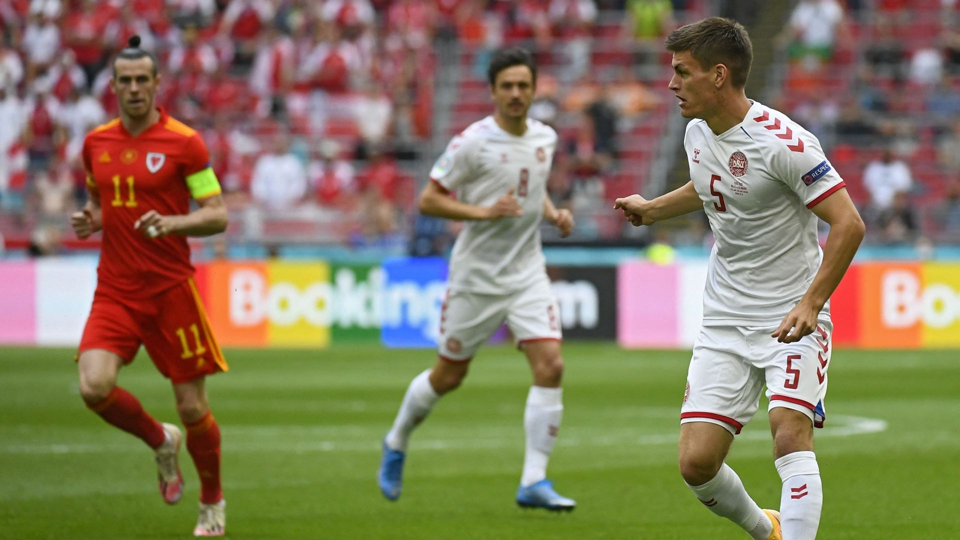 Joachim Maehle face à Gareth Bale, c'est le duel que nous offre ce pays de Galles - Danemark.