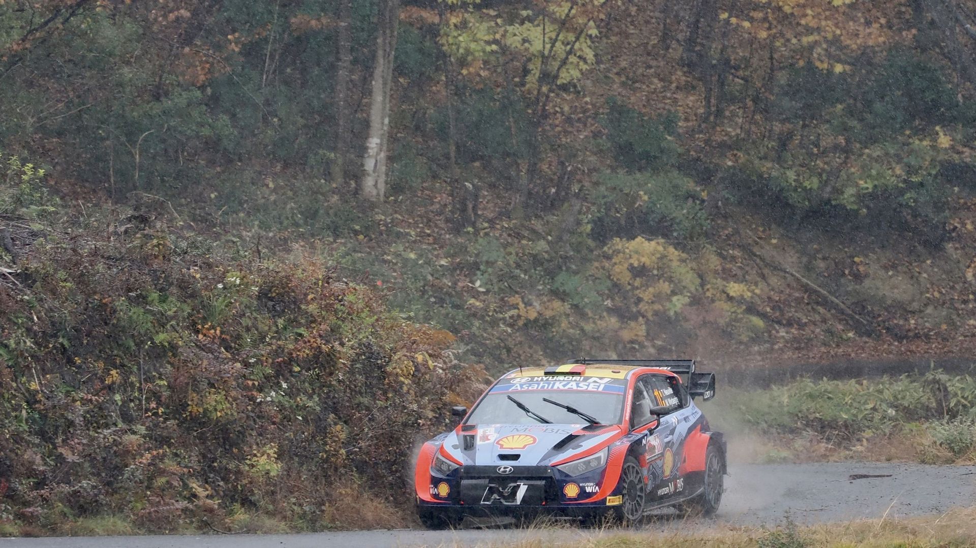 Thierry Neuville ha concluso con successo la stagione al Rally del Giappone, la sua 17a vittoria nel Campionato del mondo di rally